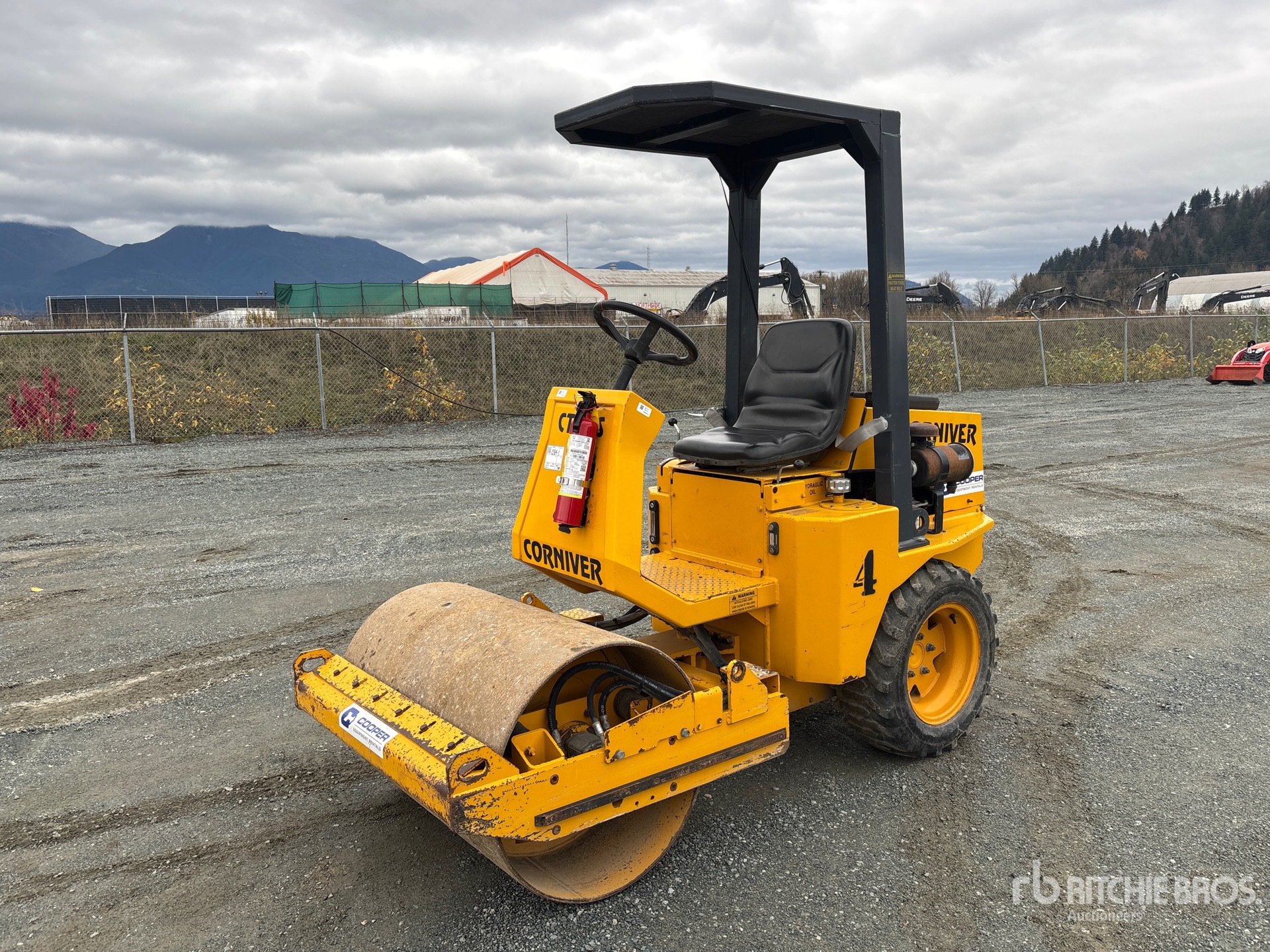 General Appearance with Featured Photo