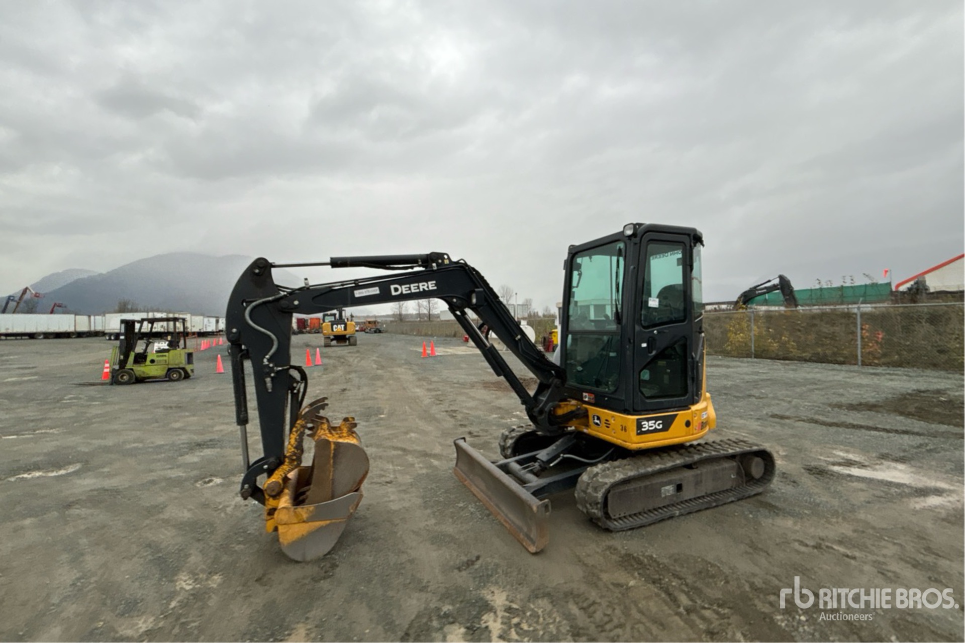 General Appearance with Imagen: esquina delantera izquierda