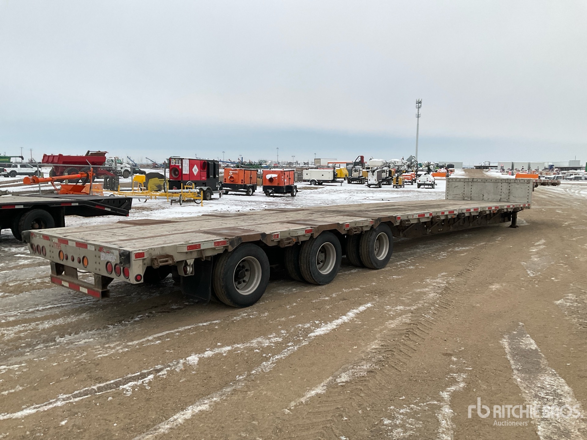 General Appearance with Bild, Ecke hinten rechts