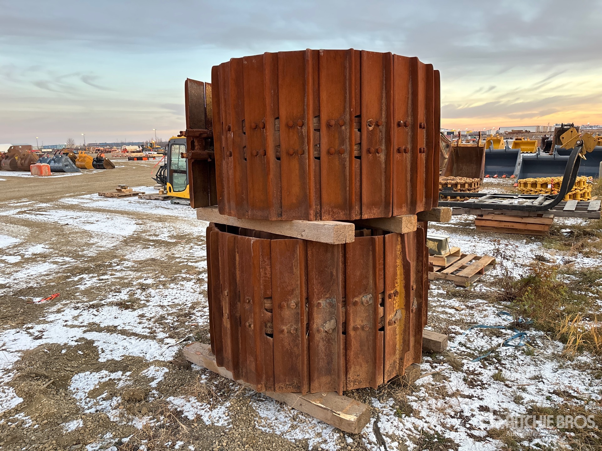 General Appearance with Foto, angolo posteriore sinistro