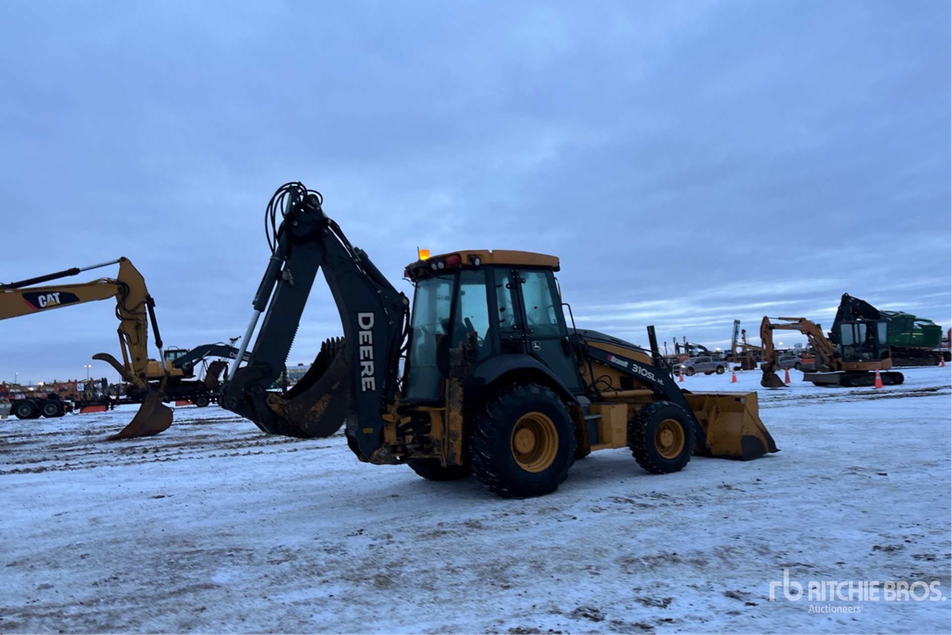 Aspect général with Image, coin arrière droit