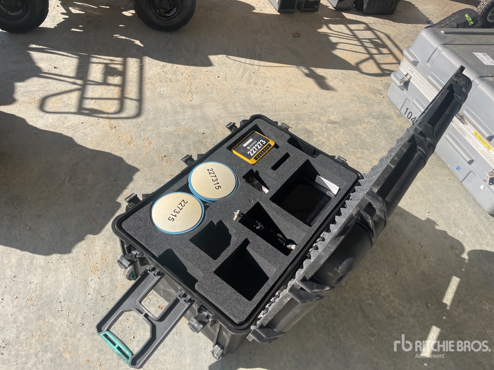 Aspect général with Image, coin arrière gauche