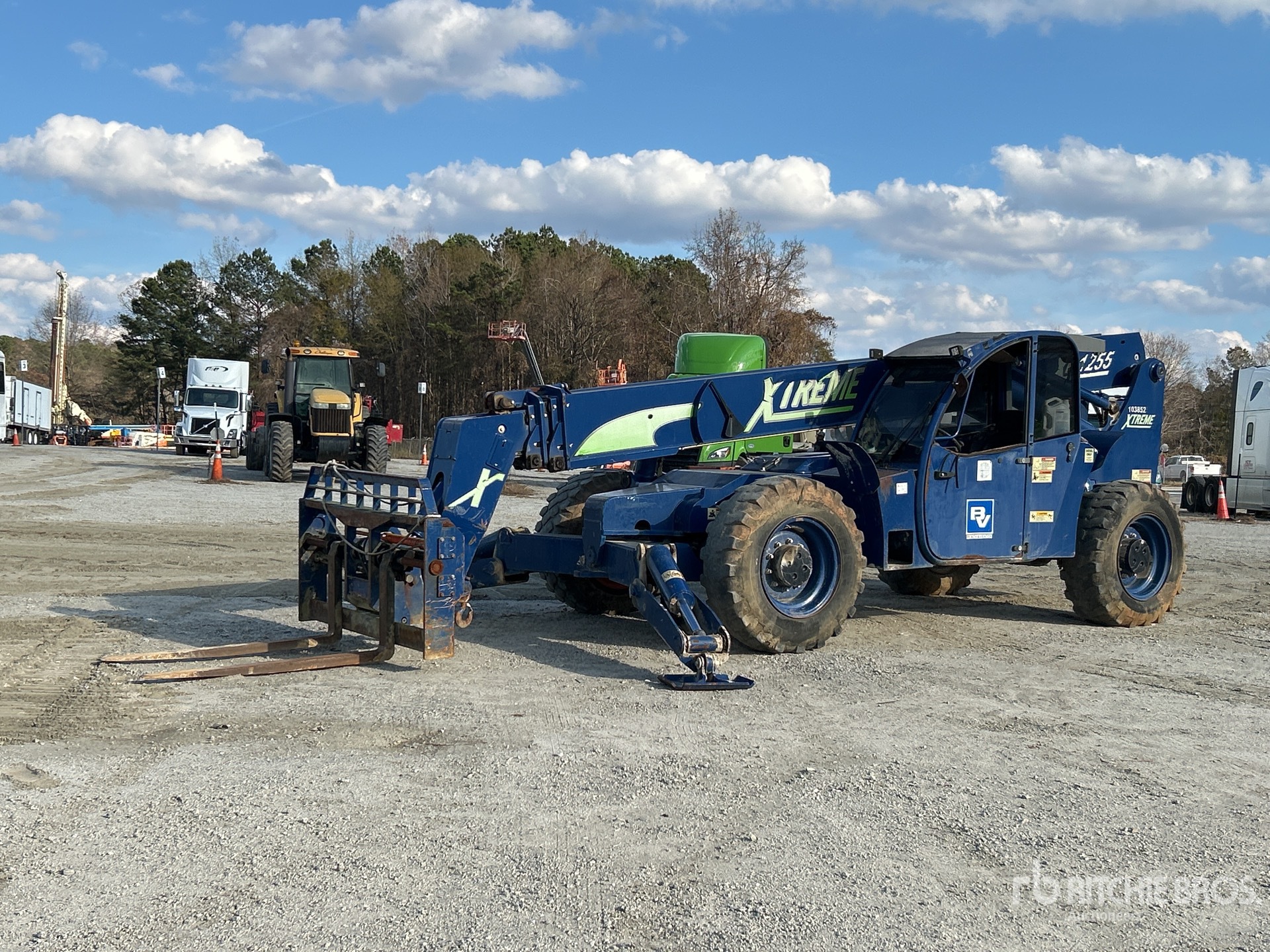 General Appearance with Featured Photo