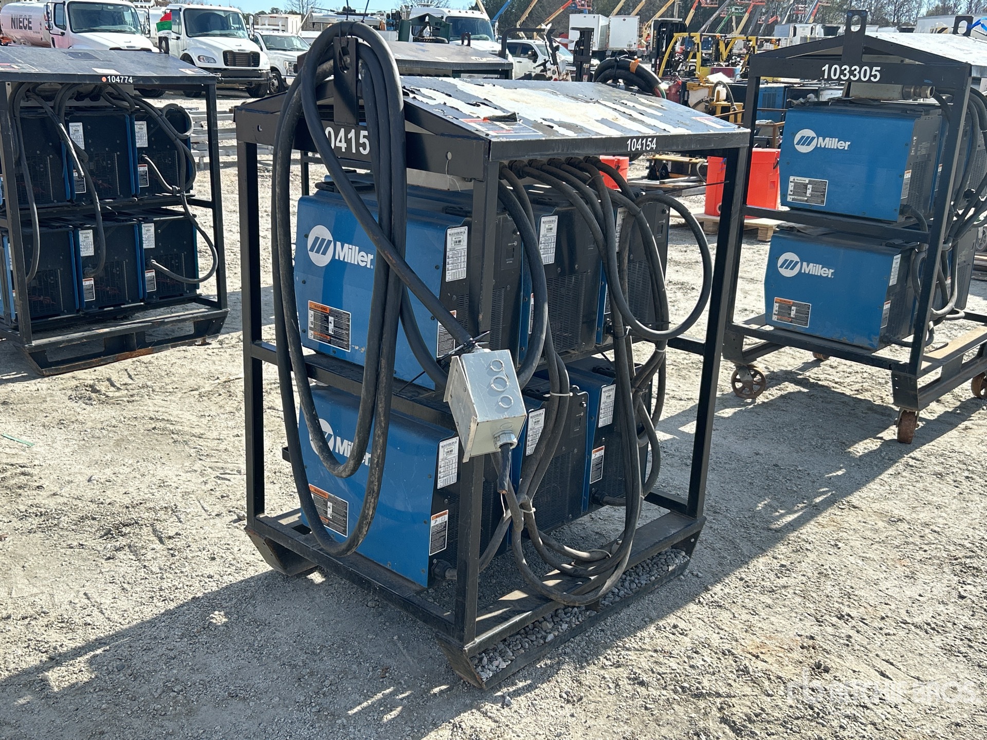 Aspect général with Image, coin arrière gauche