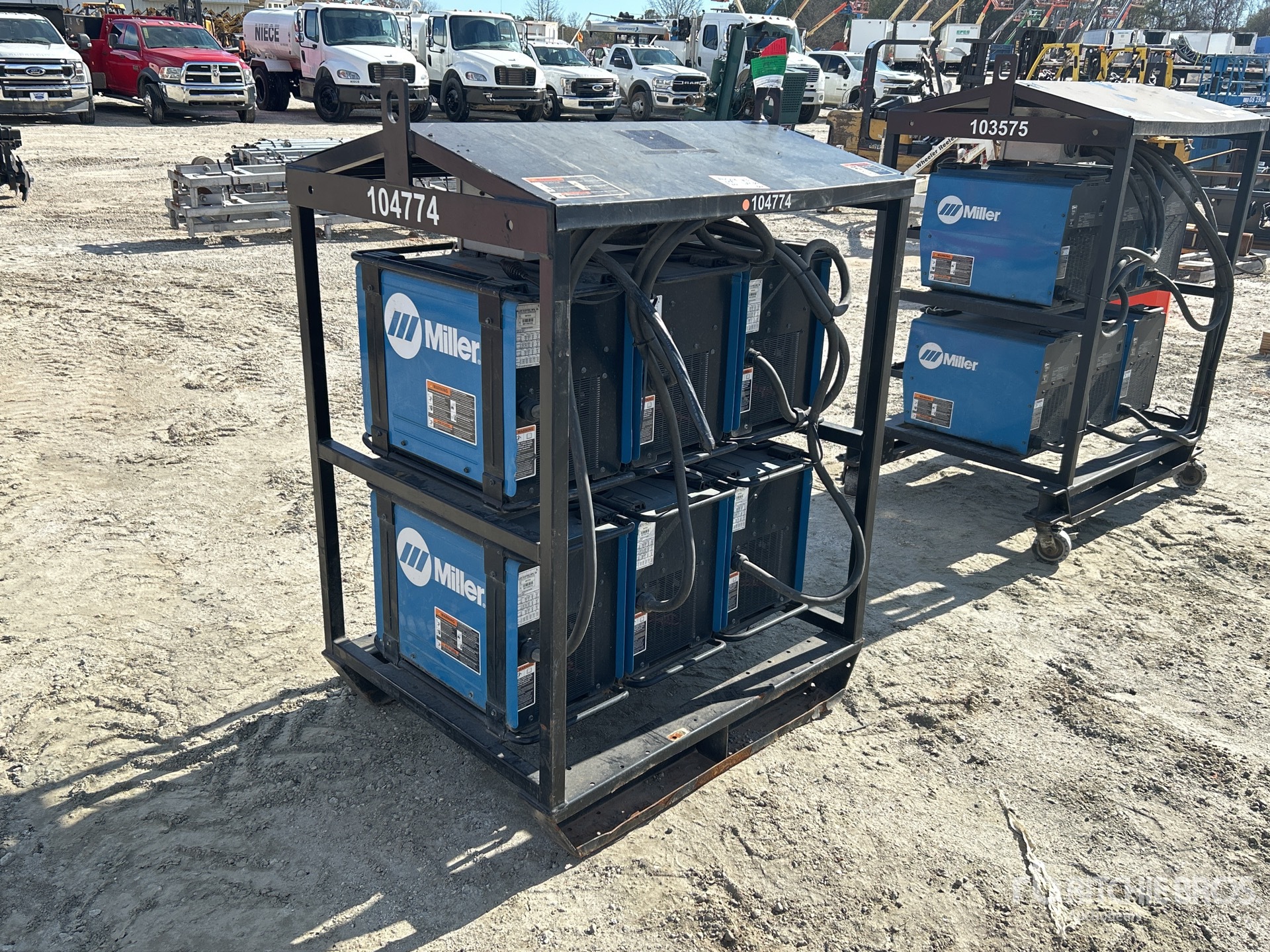 Aspect général with Image, coin arrière gauche