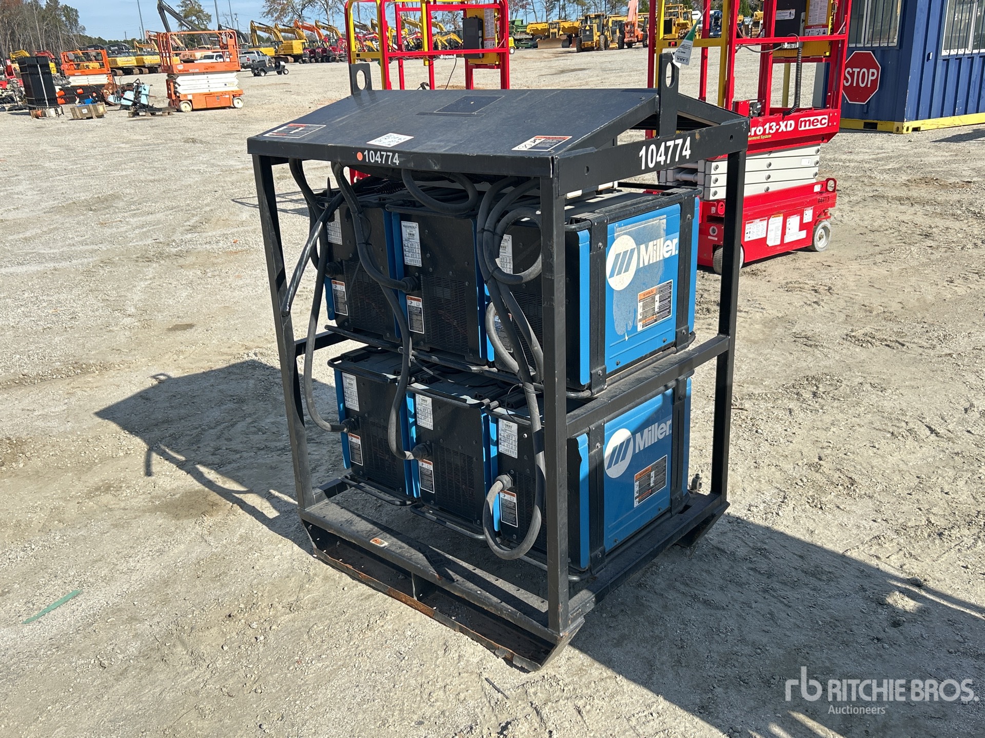 Aspect général with Image, coin arrière droit