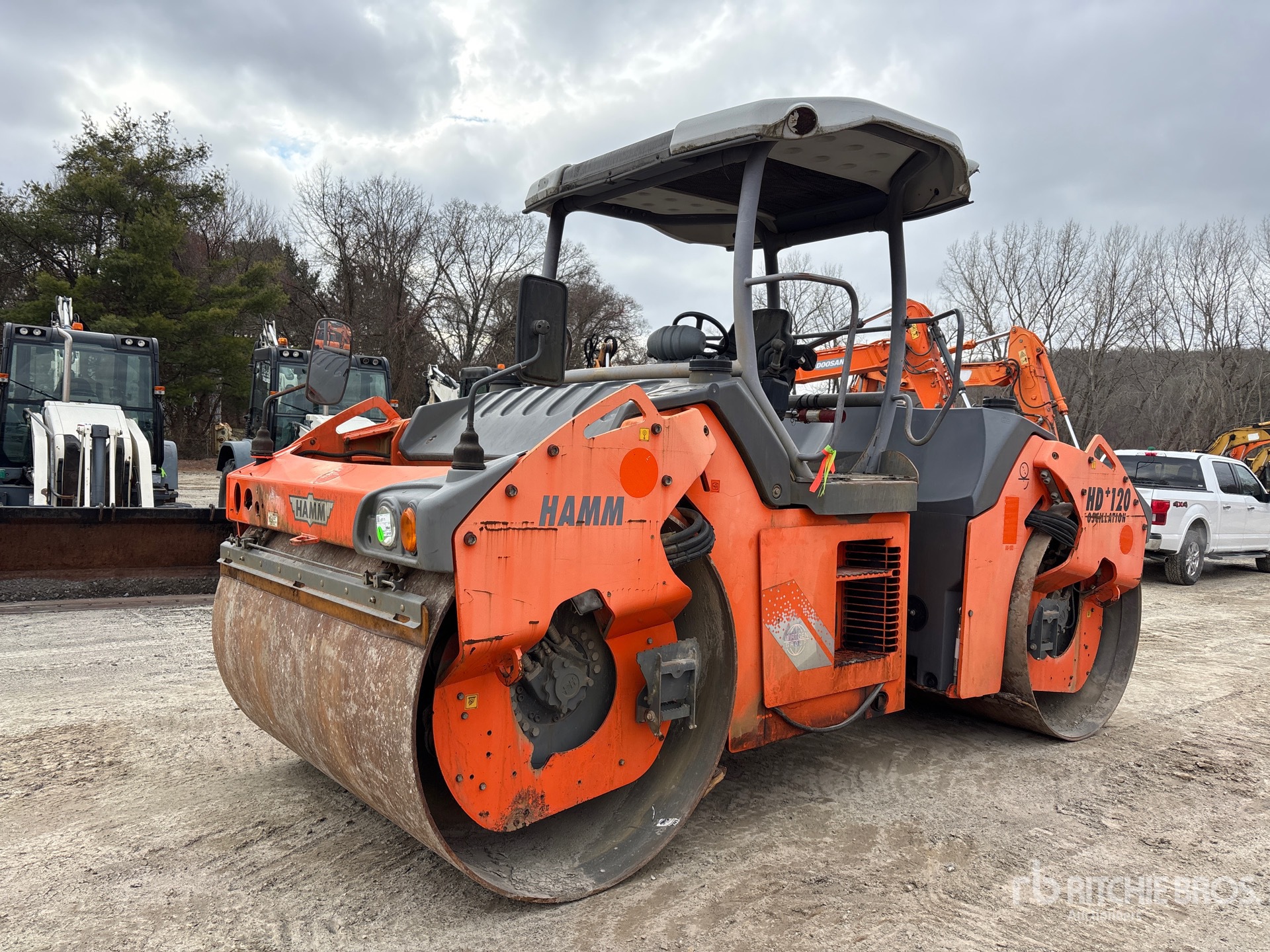 General Appearance with Featured Photo