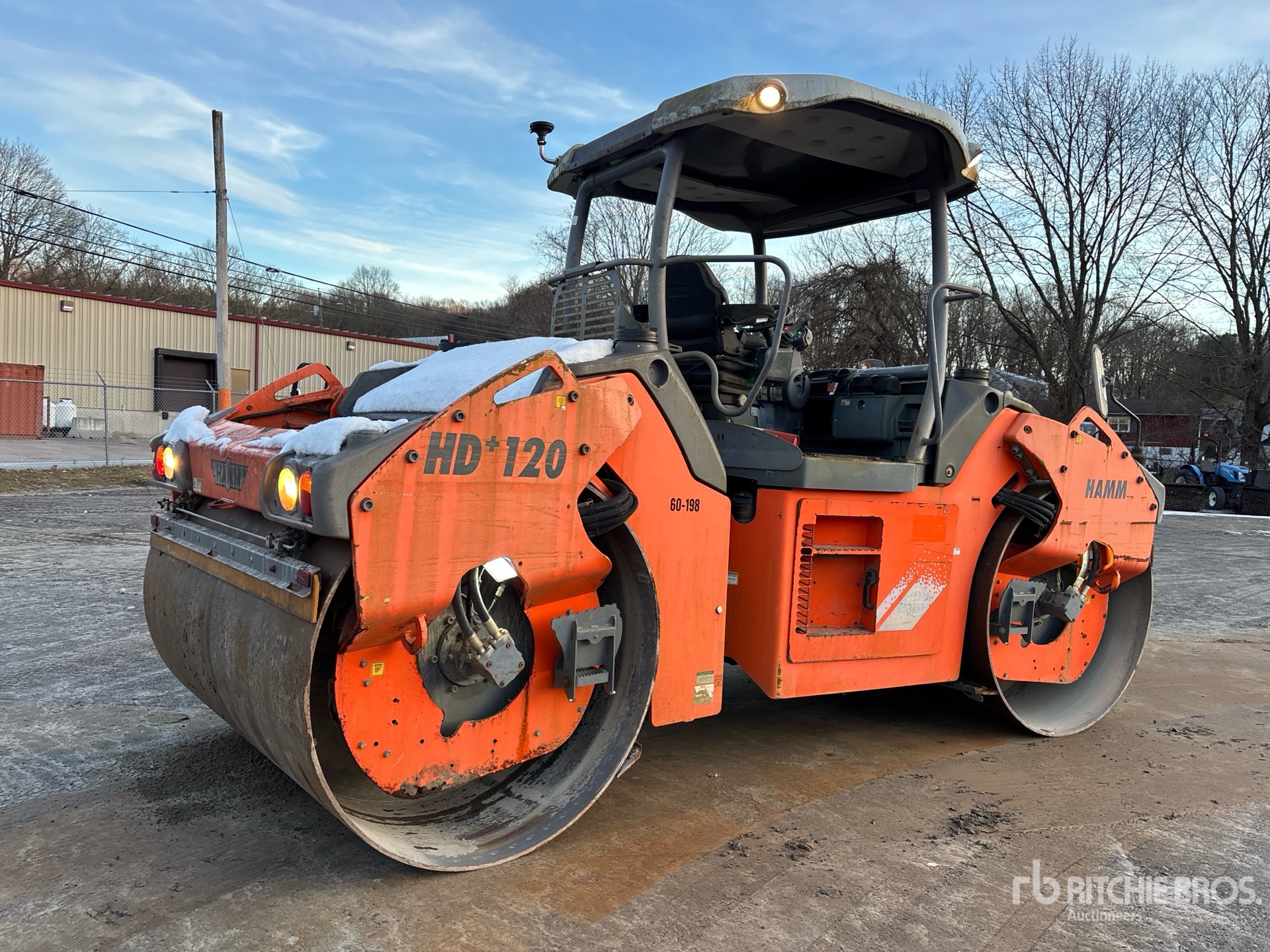 General Appearance with Imagen: esquina trasera derecha