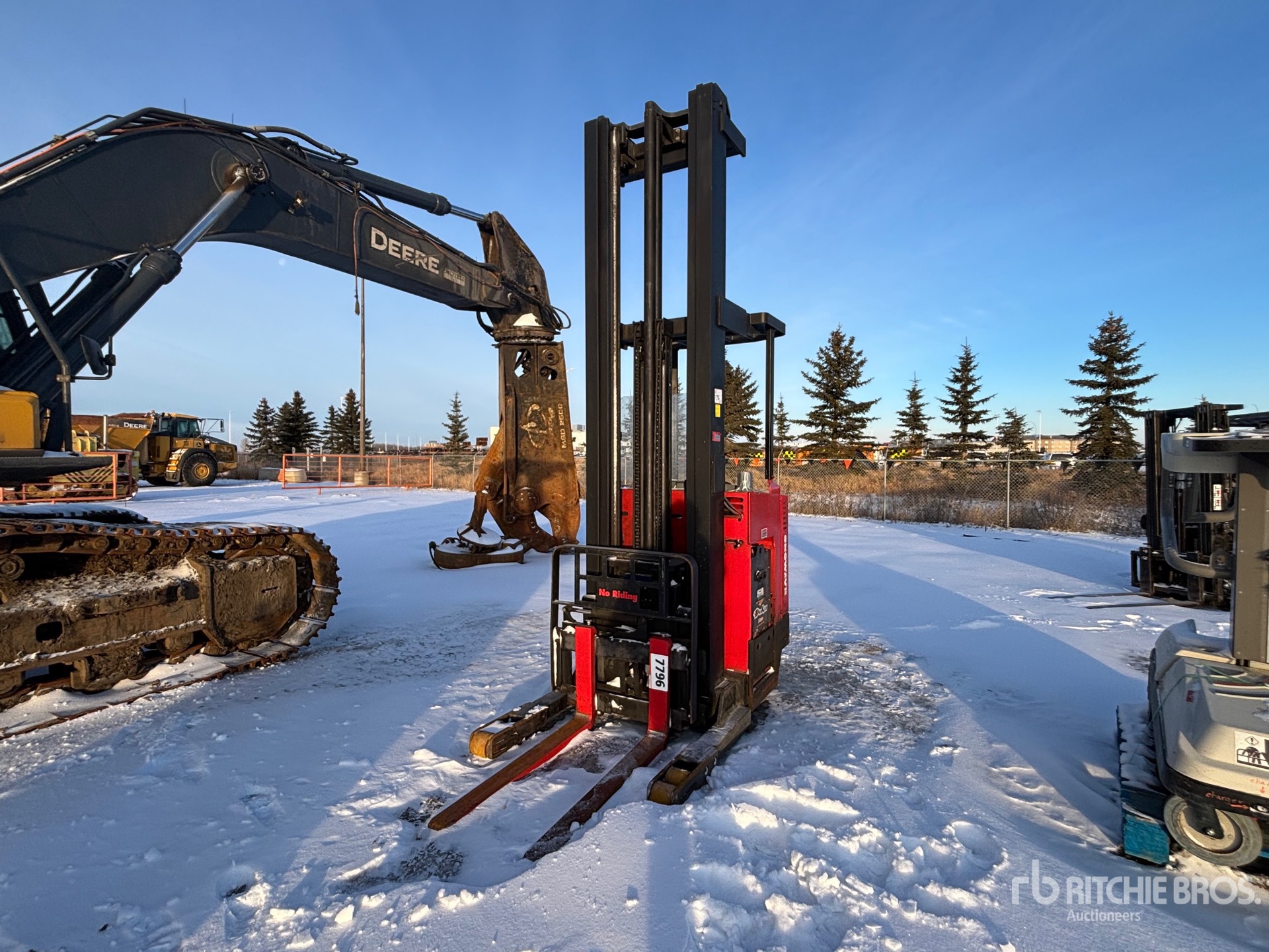 General Appearance with Image, coin avant gauche