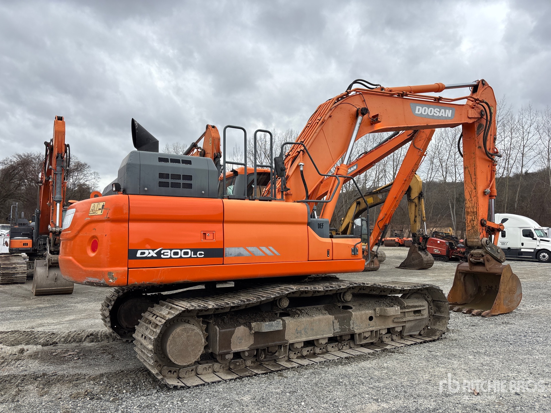 General Appearance with Imagen: esquina trasera derecha