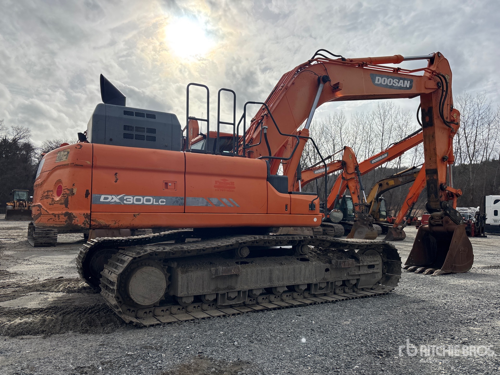 General Appearance with Imagen: esquina trasera derecha