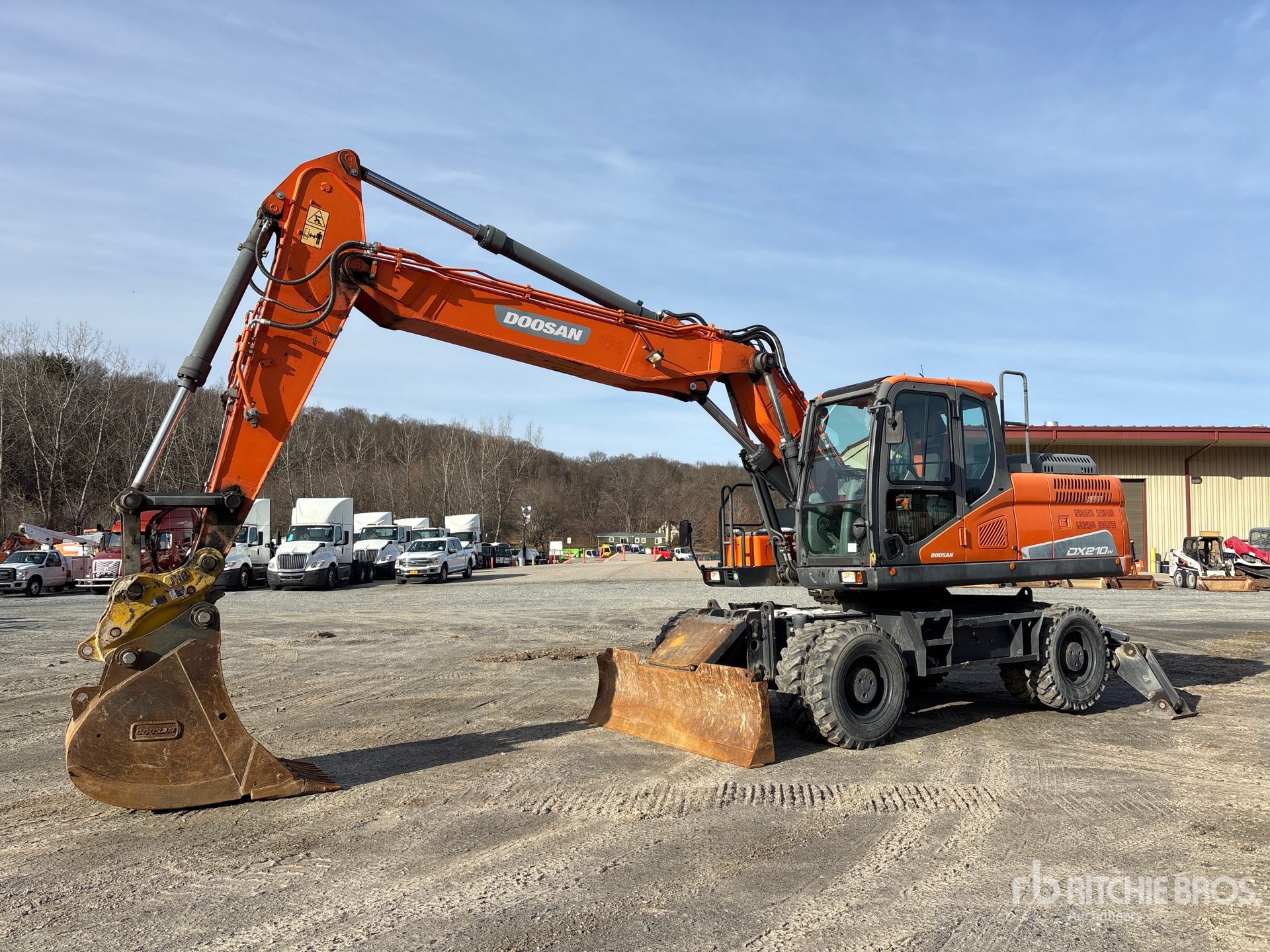 General Appearance with Picture, Left Front Corner