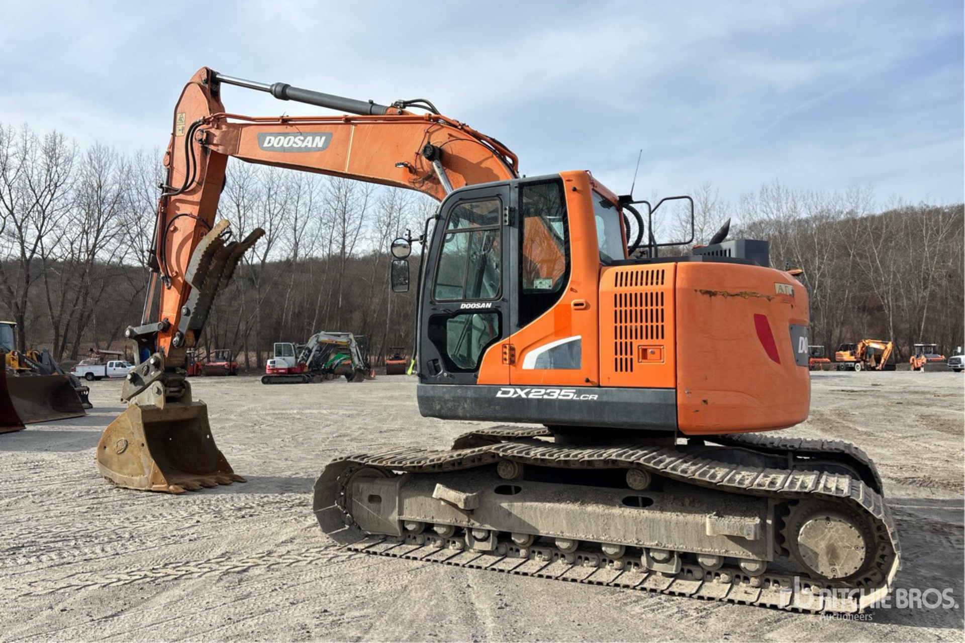 General Appearance with Imagen: esquina trasera izquierda