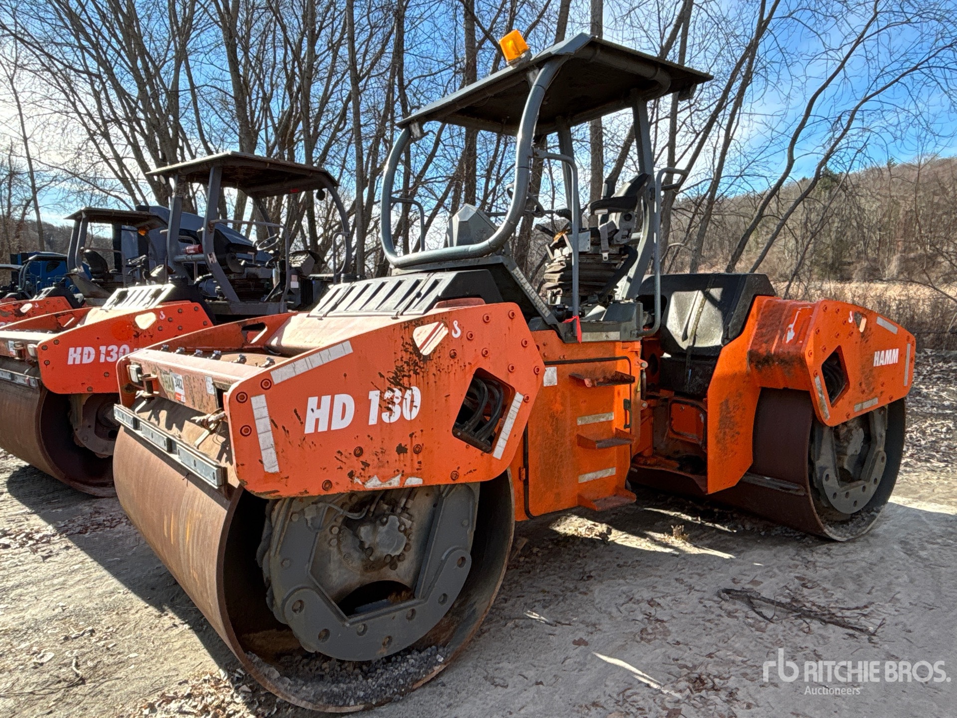 General Appearance with Featured Photo