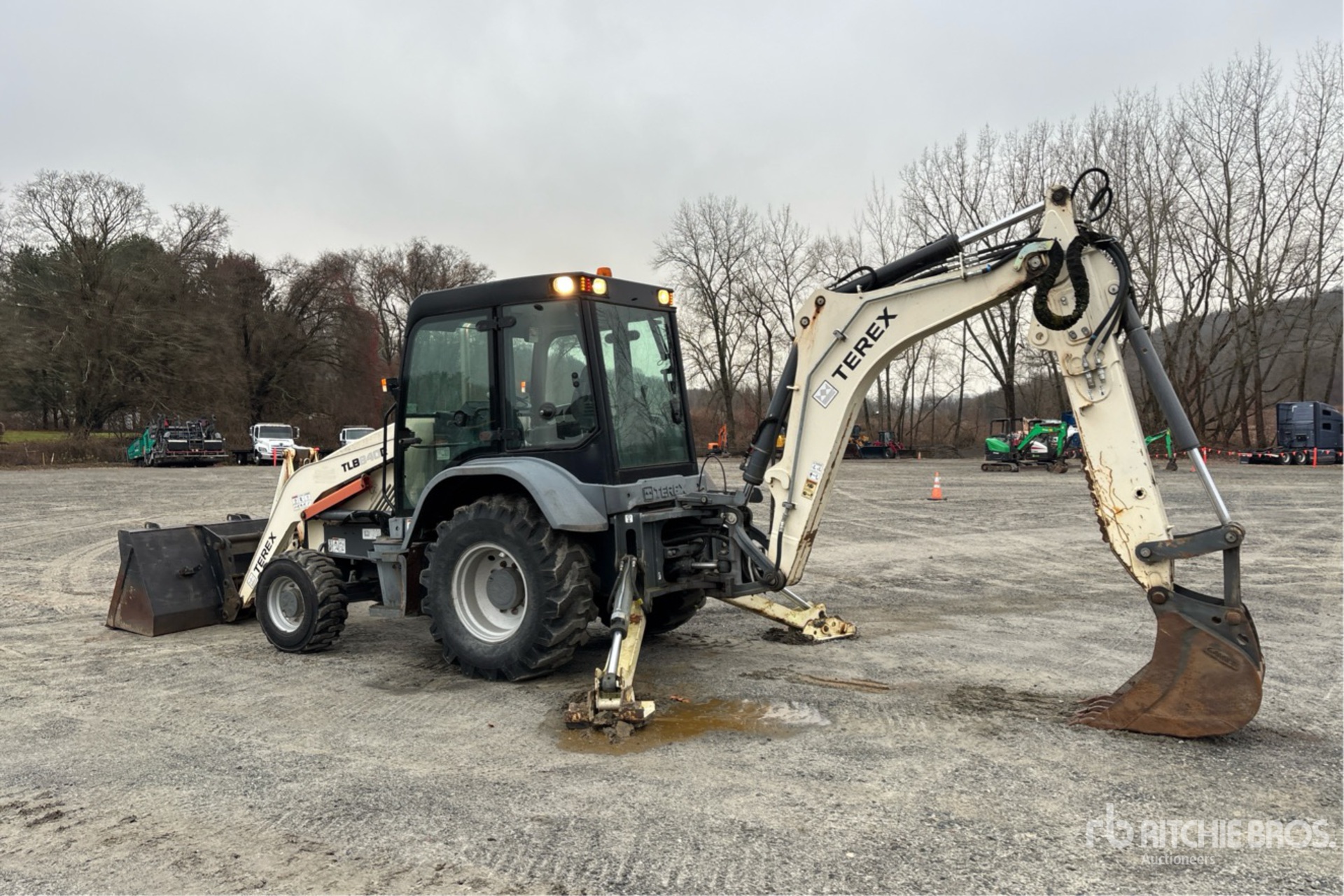 General Appearance with Picture, Left Rear Corner