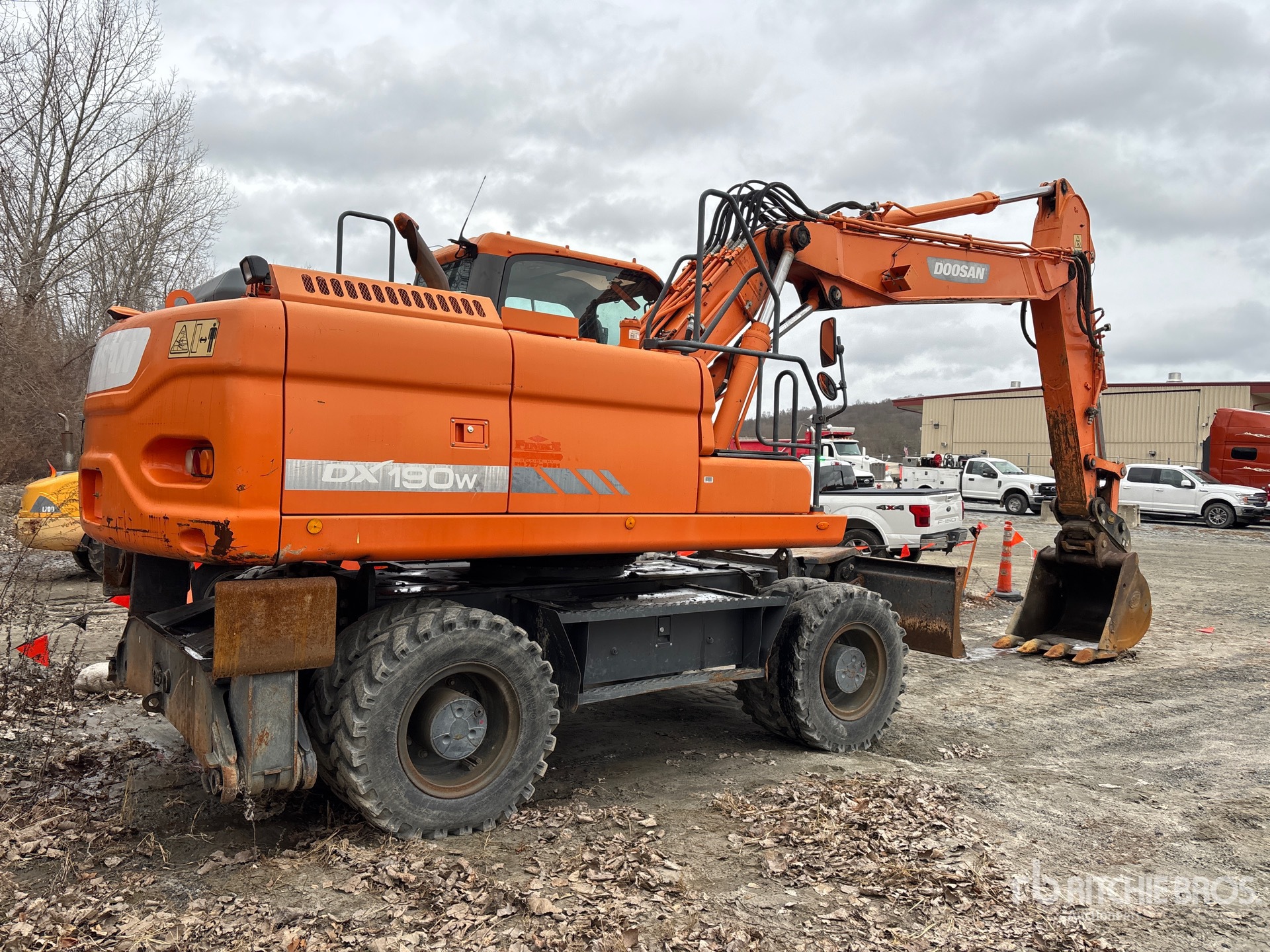 General Appearance with Picture, Right Rear Corner