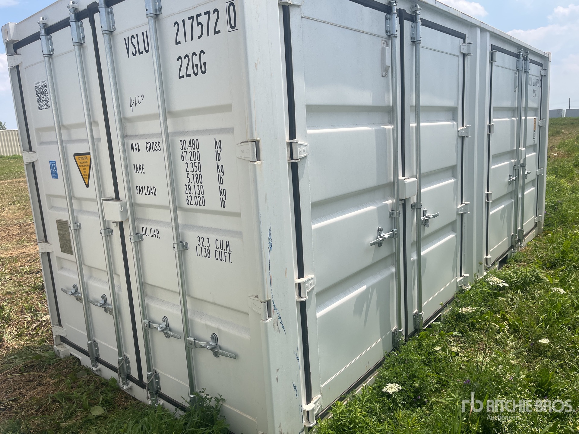 General Appearance with Picture, Right Front Corner