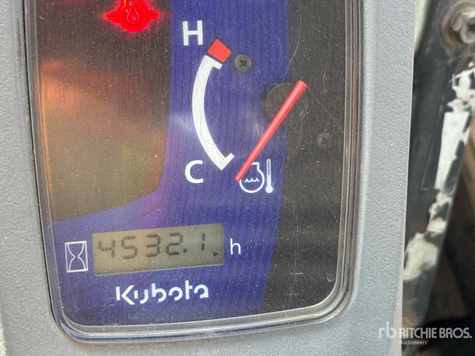 General Appearance with Hour Meter / Odometer