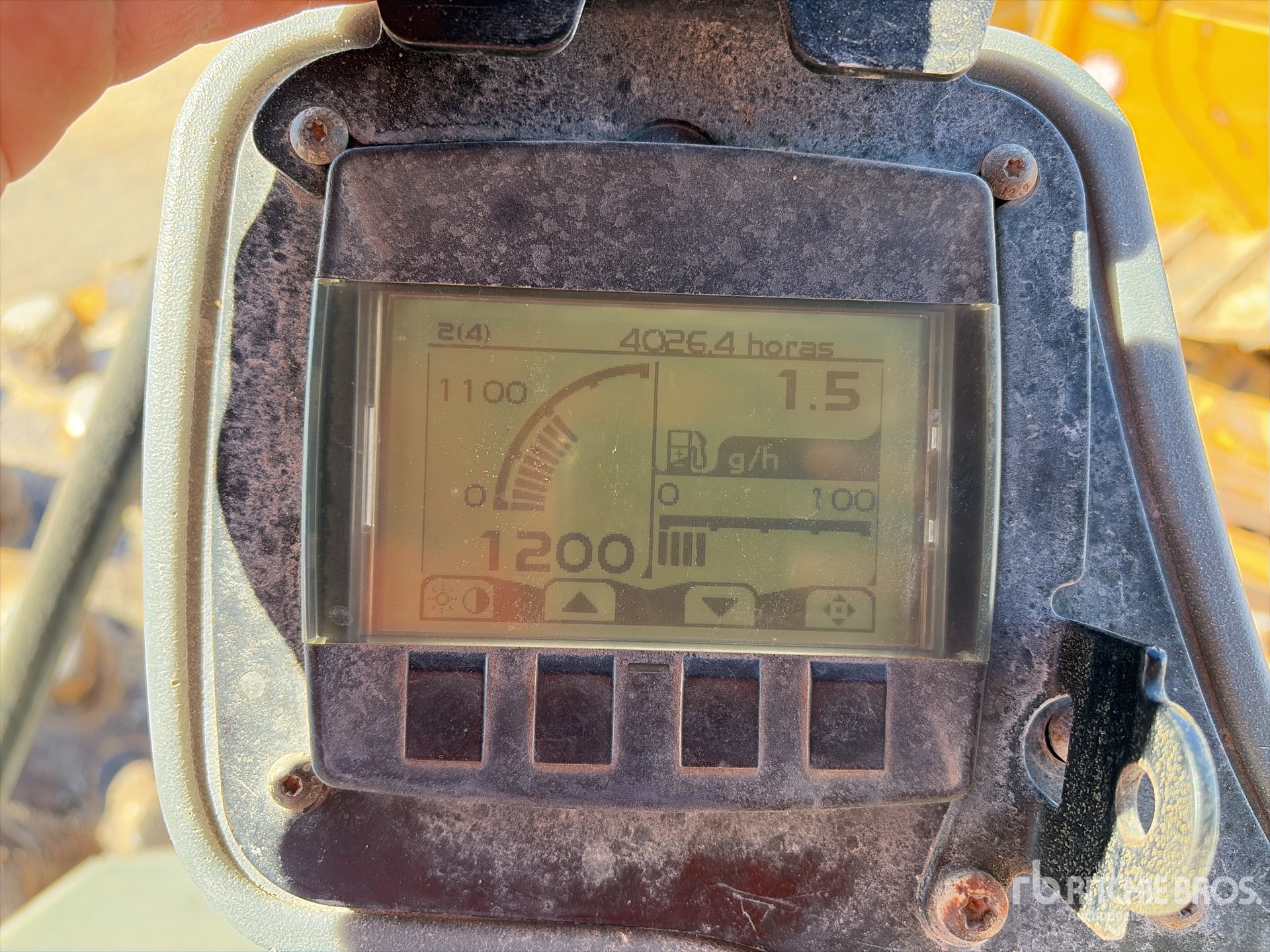 General Appearance with Hour Meter / Odometer