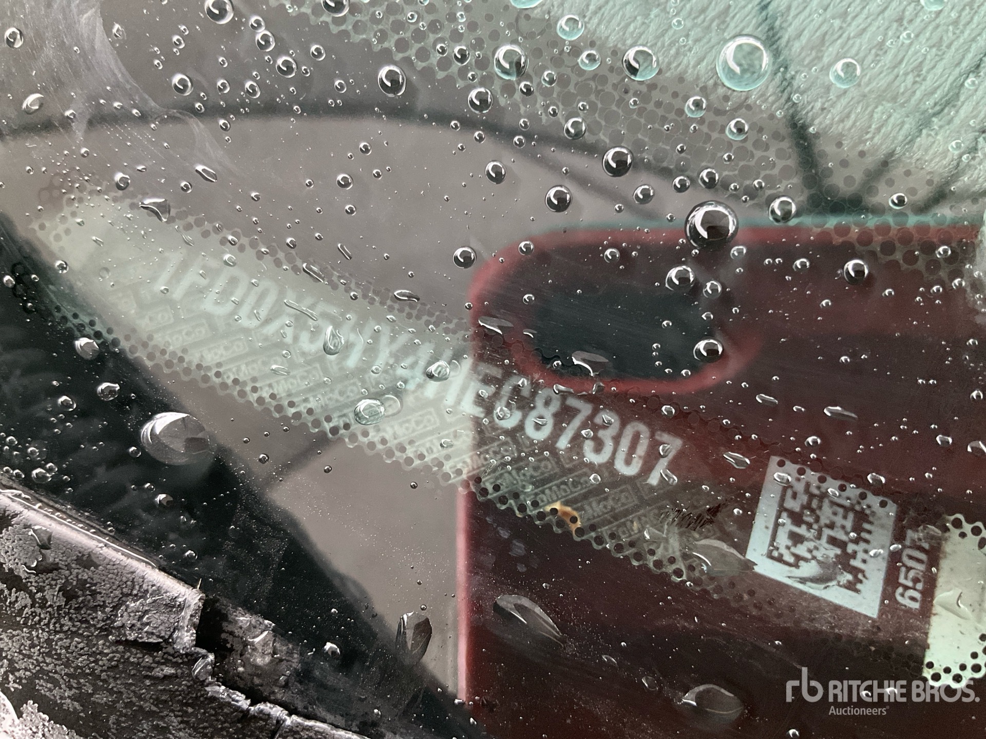 General Appearance with Numéro de série/Numéro d'identification du véhicule automobile