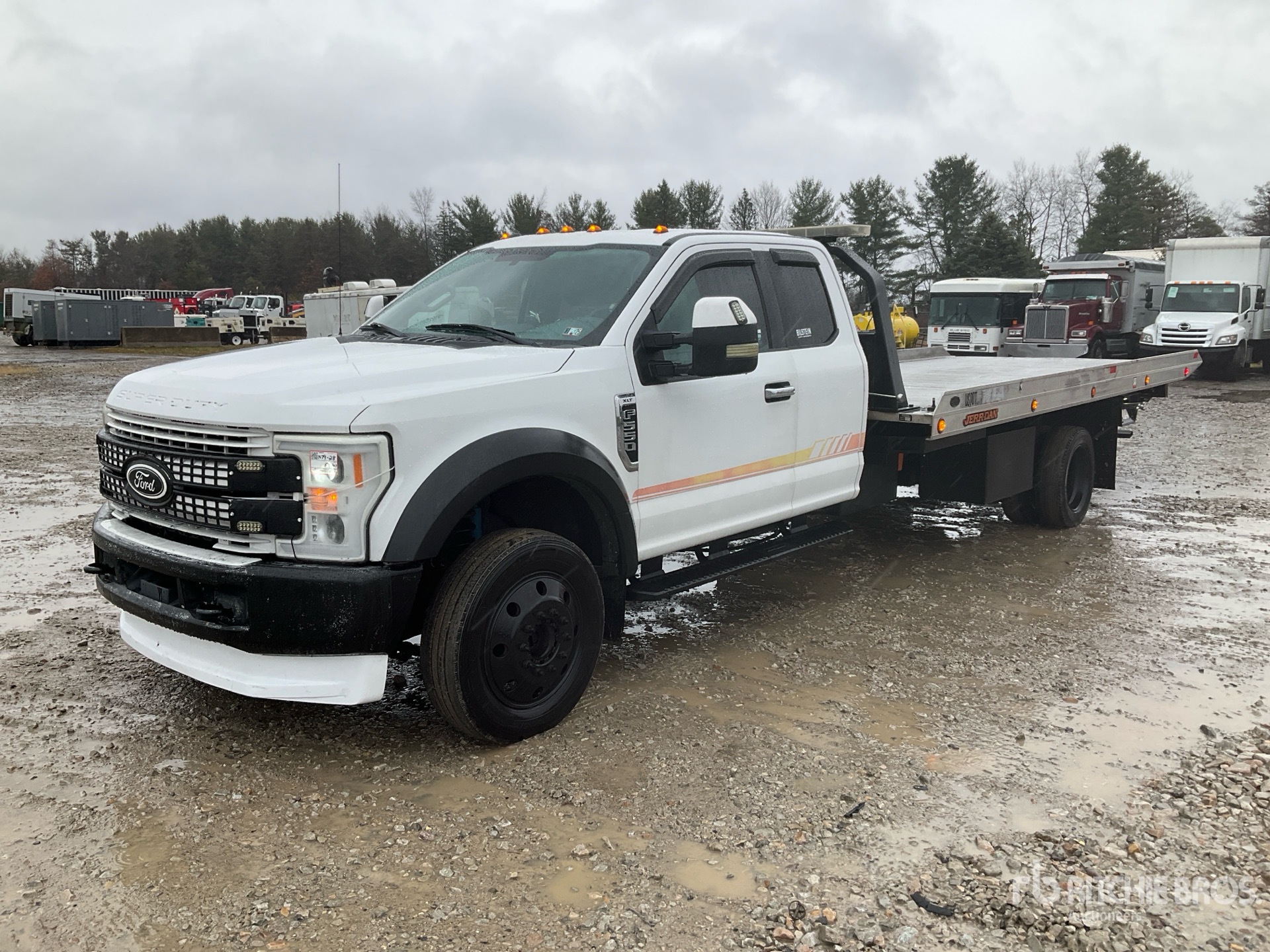 General Appearance with Image, coin avant gauche