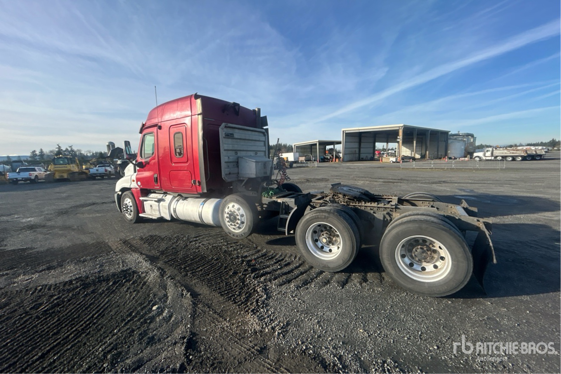 General Appearance with Bild, Ecke hinten links