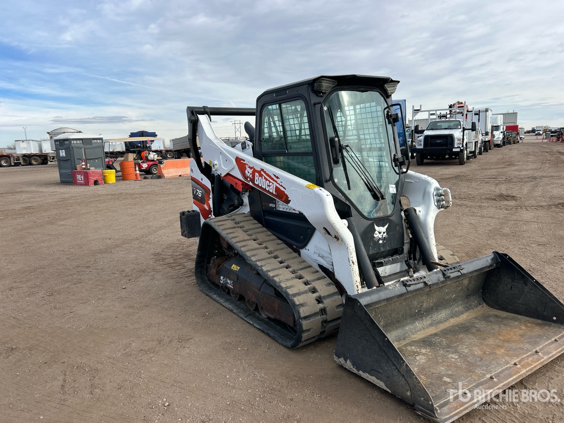 General Appearance with Picture, Right Front Corner