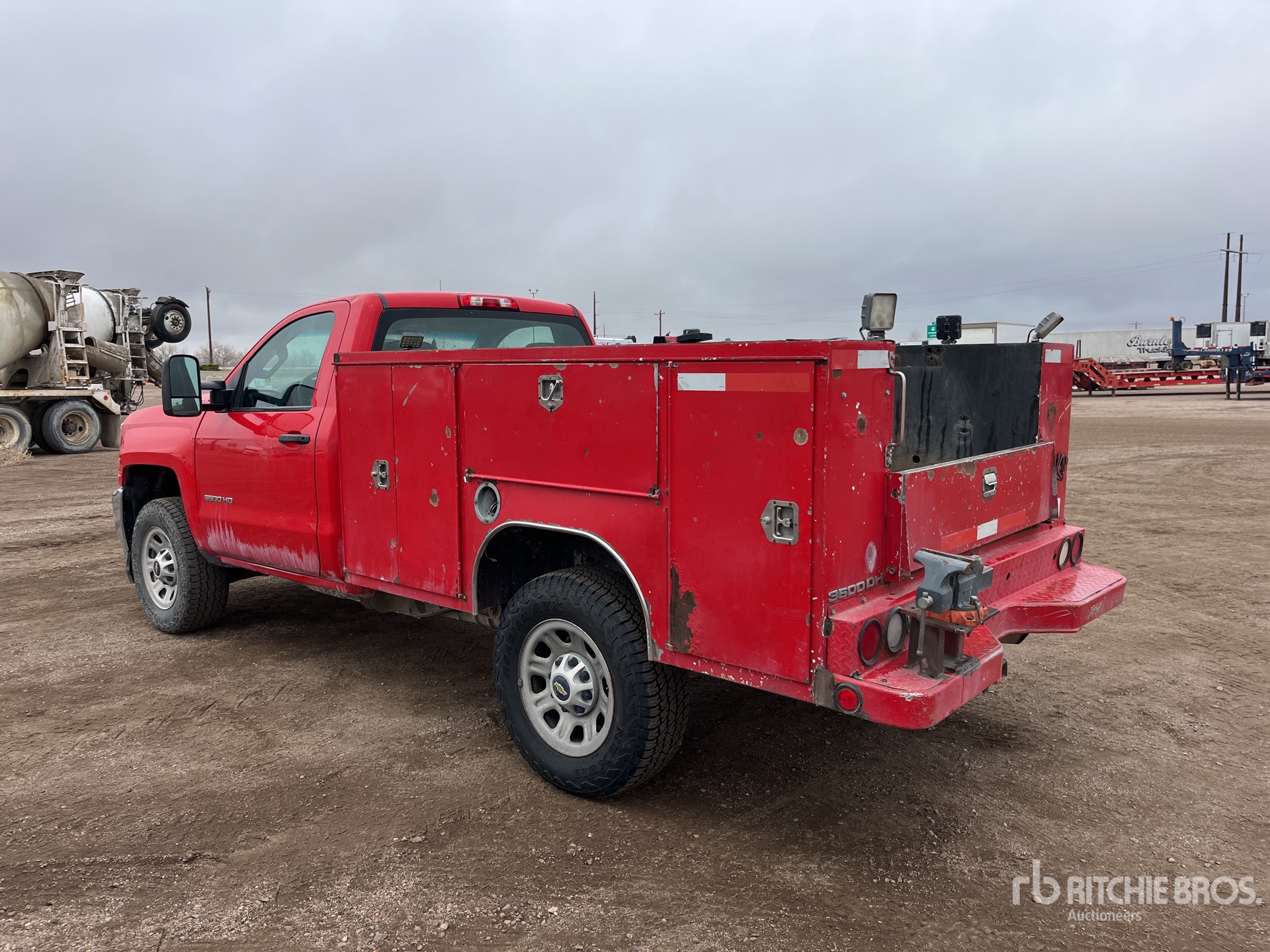 General Appearance with Foto, angolo posteriore sinistro