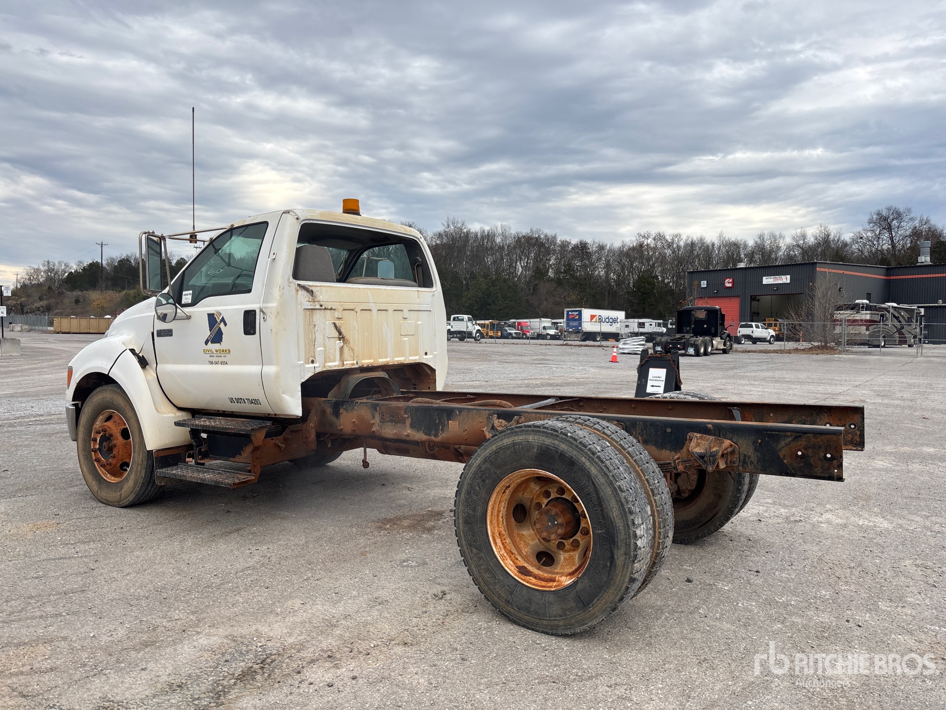 General Appearance with Picture, Left Rear Corner