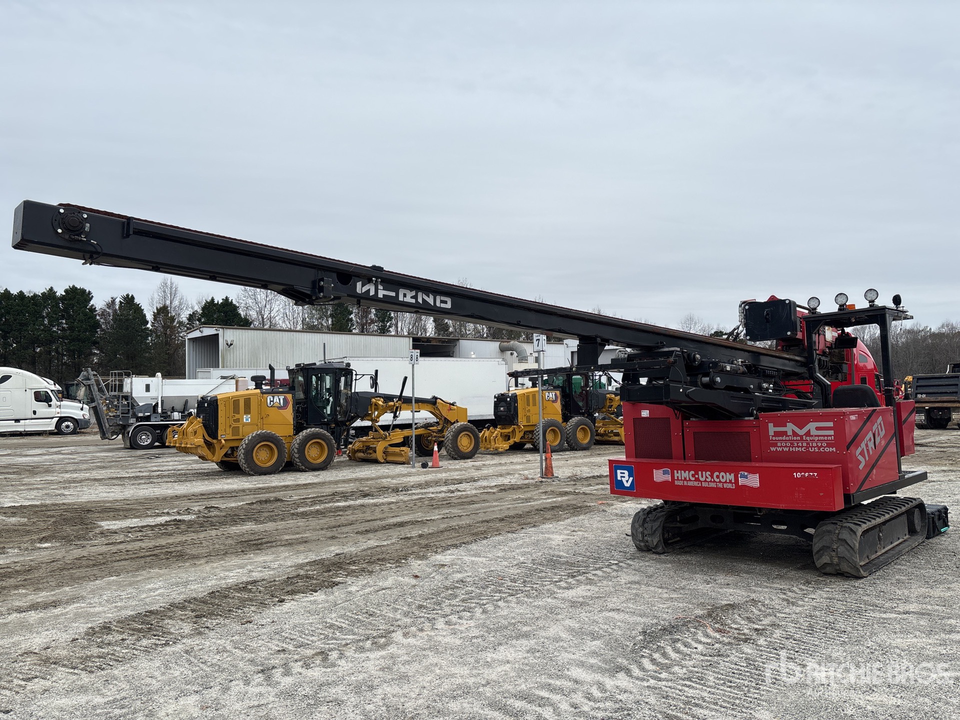 General Appearance with Bild, Ecke hinten rechts