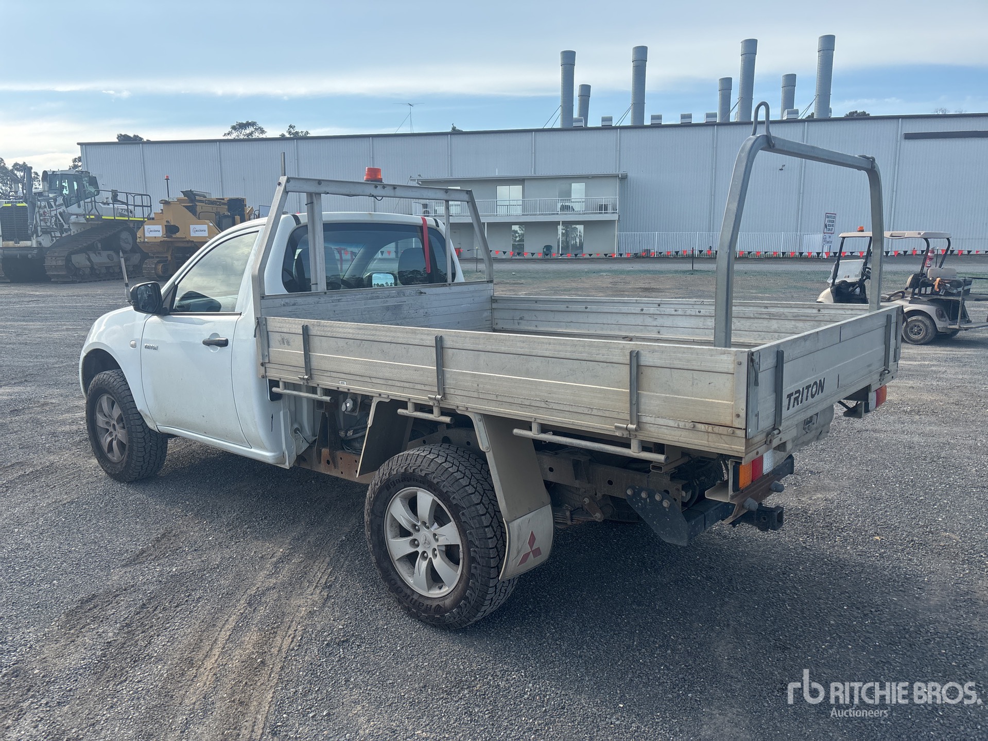 General Appearance with Imagen: esquina trasera derecha