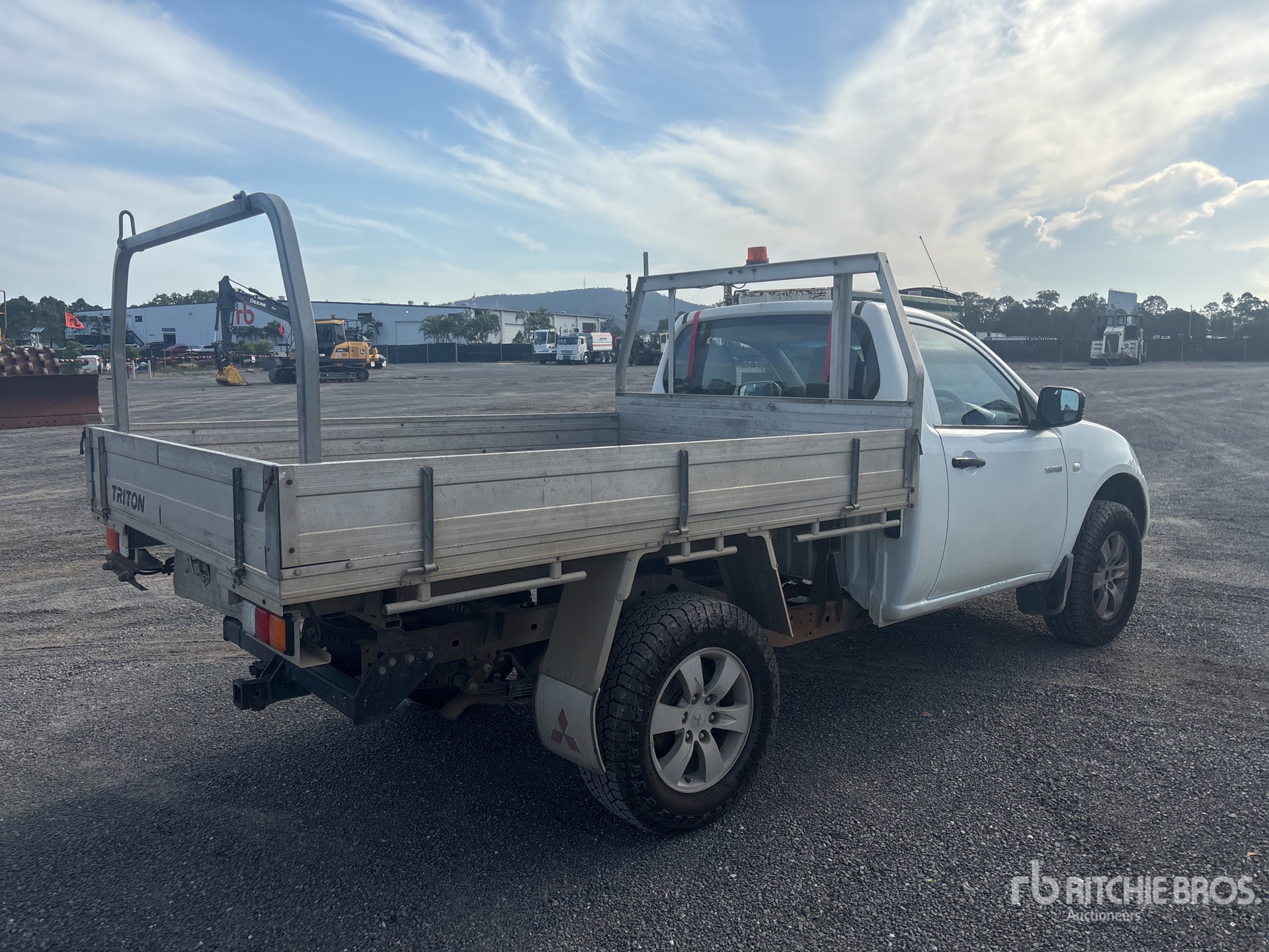 General Appearance with Imagen: esquina trasera izquierda