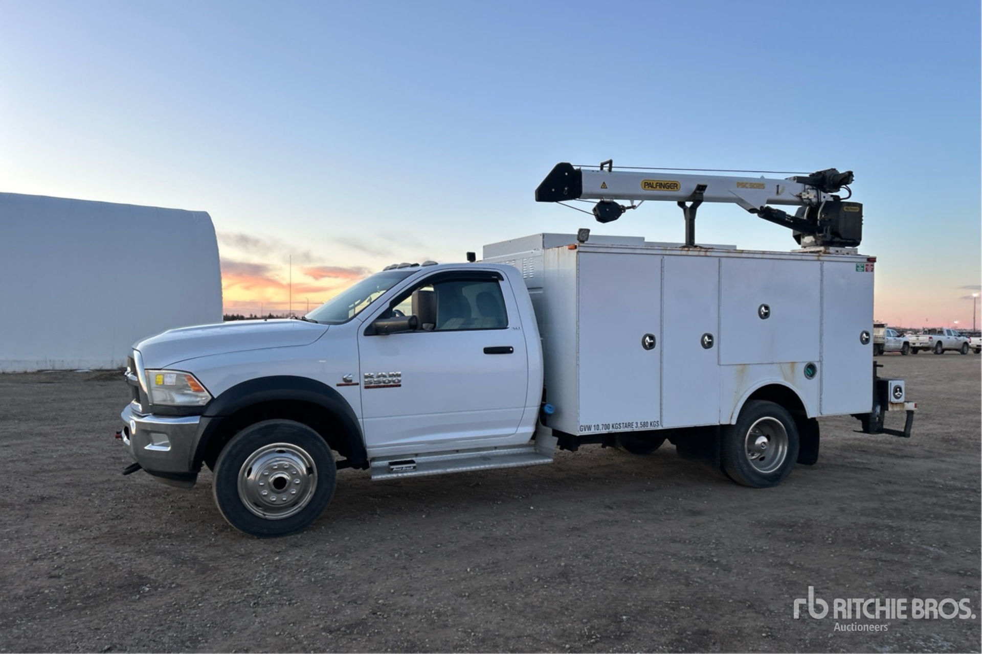 General Appearance with Picture, Left Front Corner