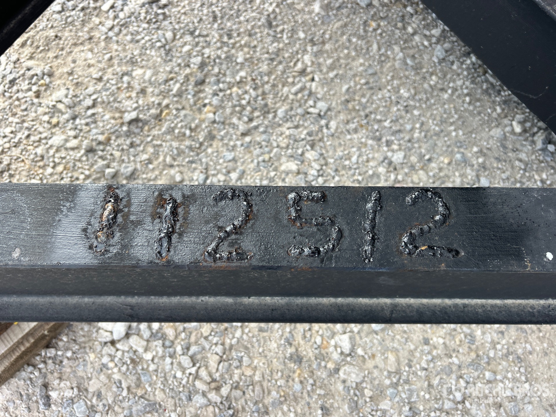 General Appearance with Seriennummer / FIN