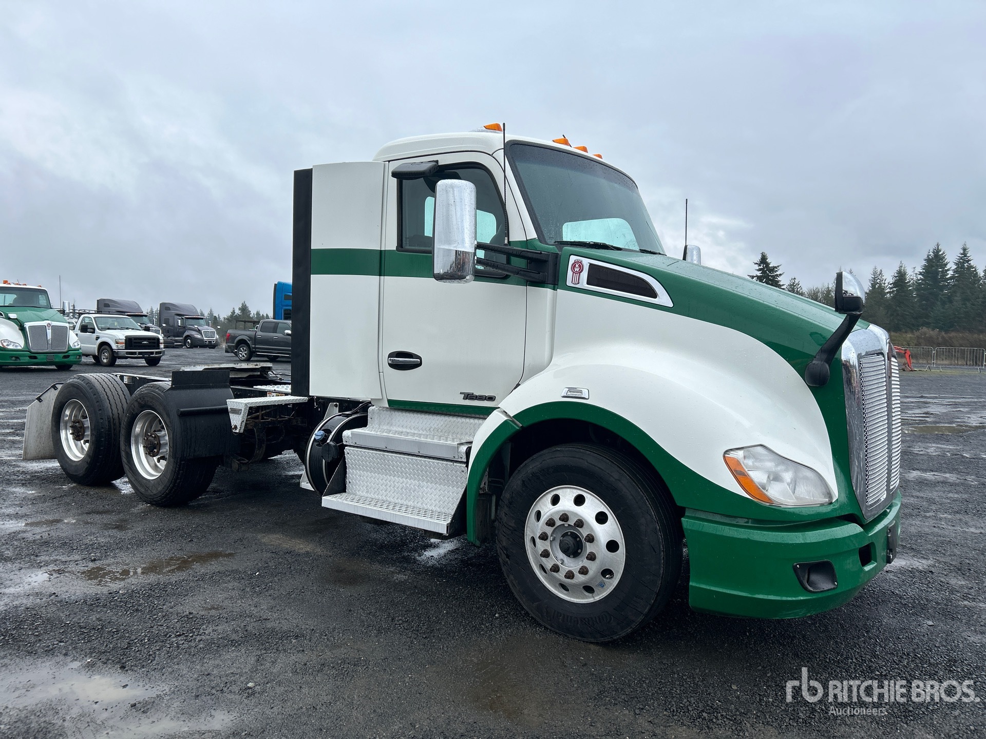 General Appearance with Picture, Right Front Corner