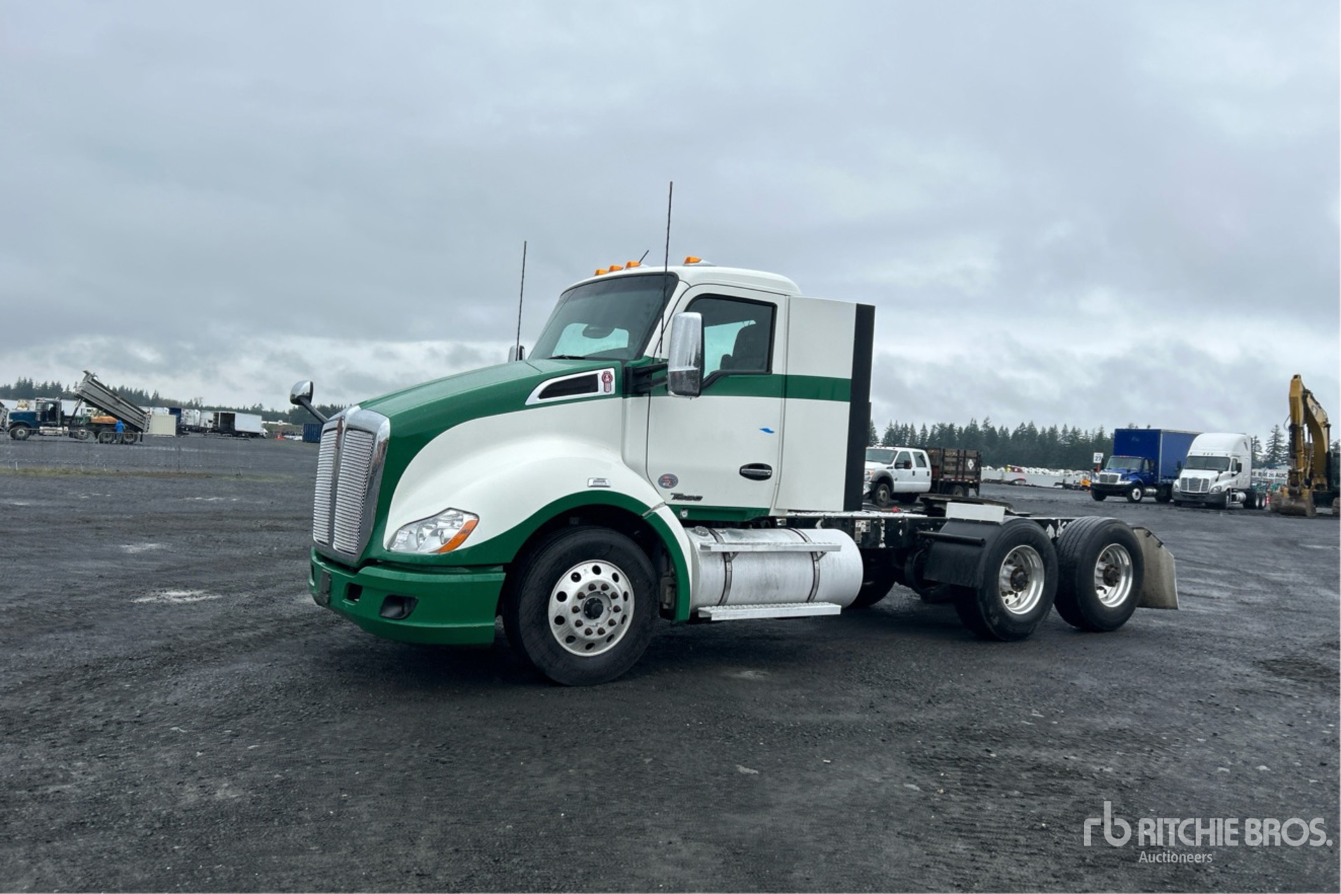 General Appearance with Picture, Left Front Corner