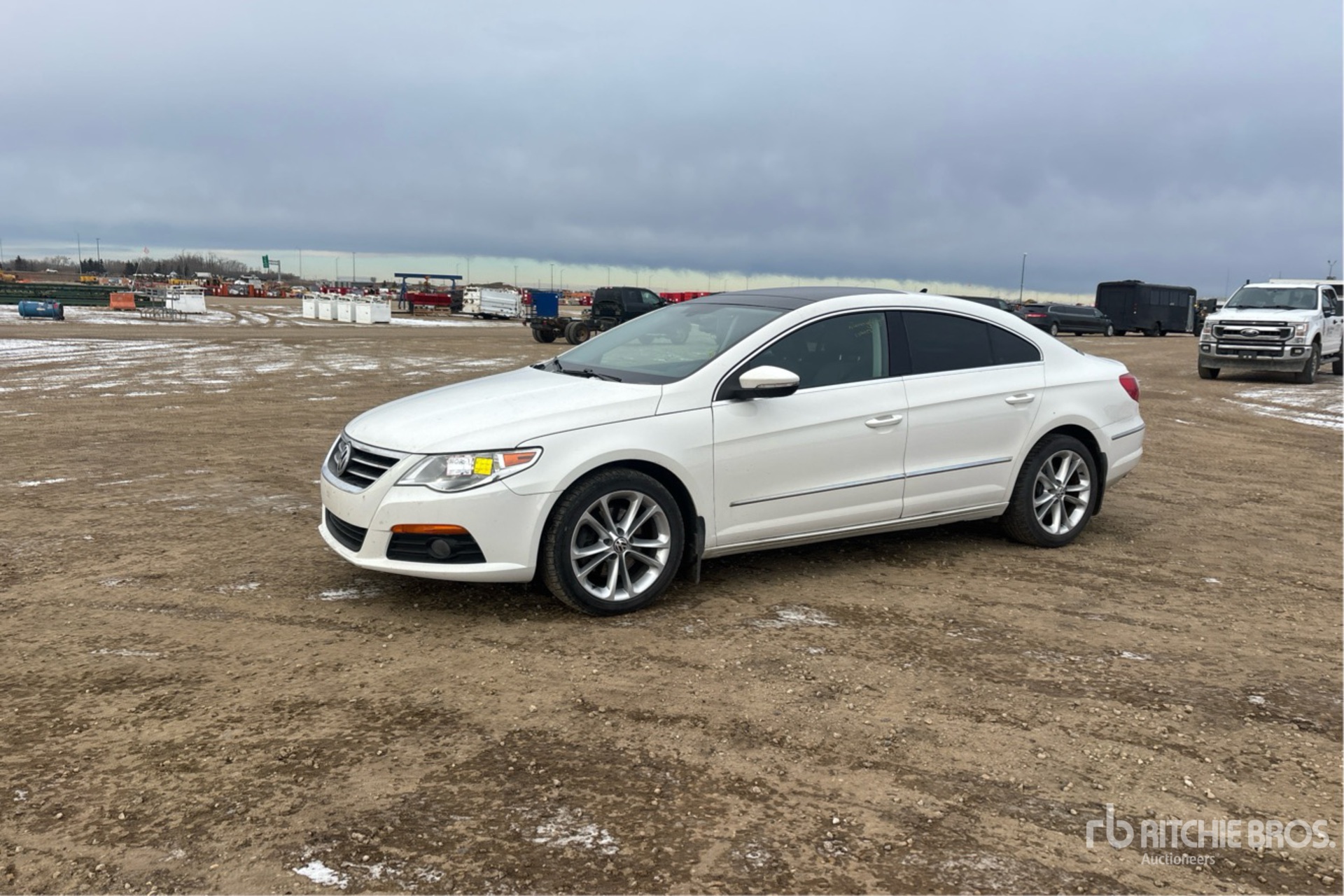 General Appearance with Picture, Left Front Corner