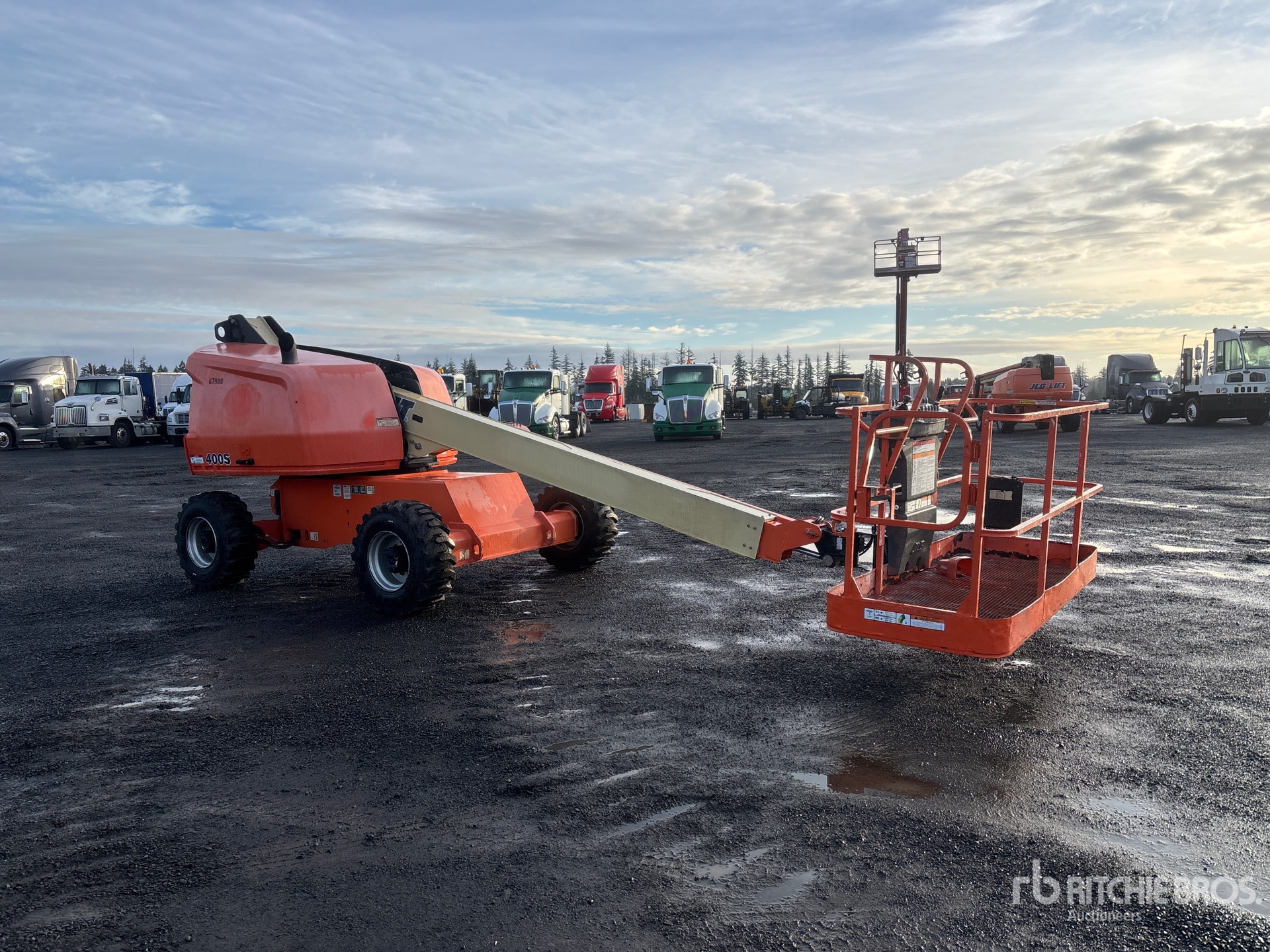 General Appearance with Picture, Right Front Corner