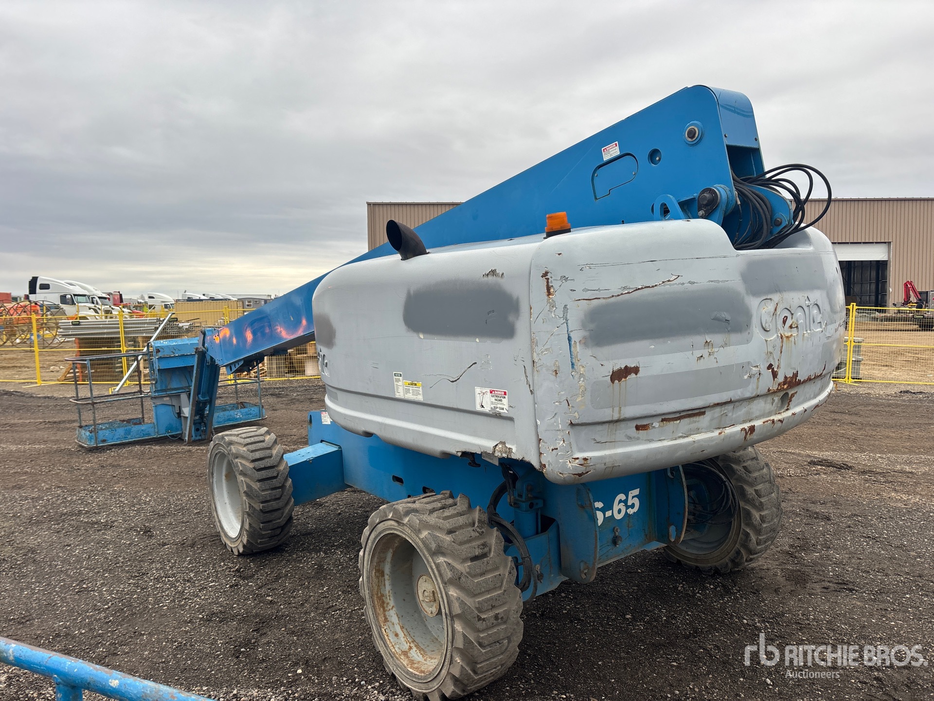 General Appearance with Picture, Left Rear Corner