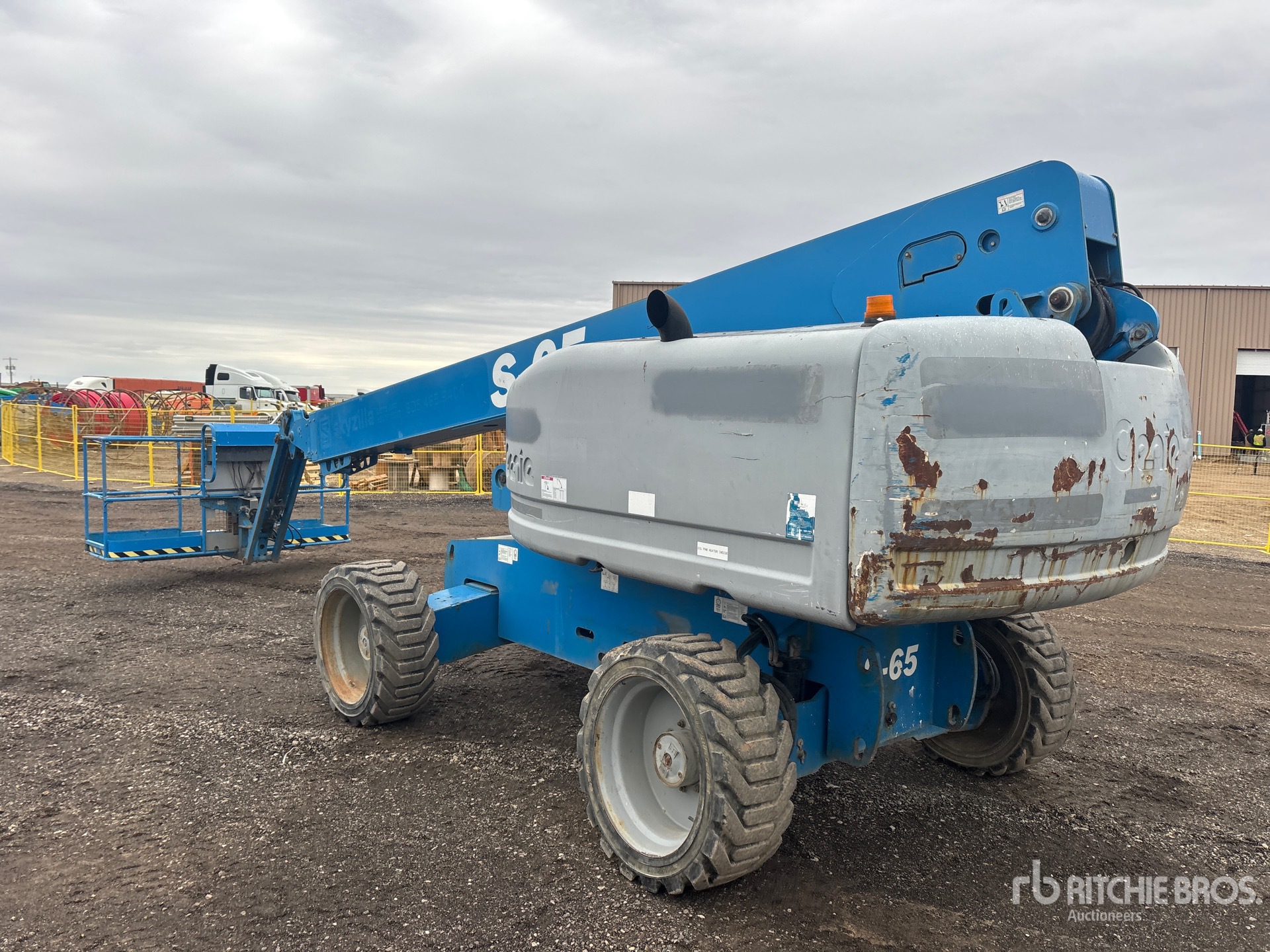 General Appearance with Picture, Left Rear Corner