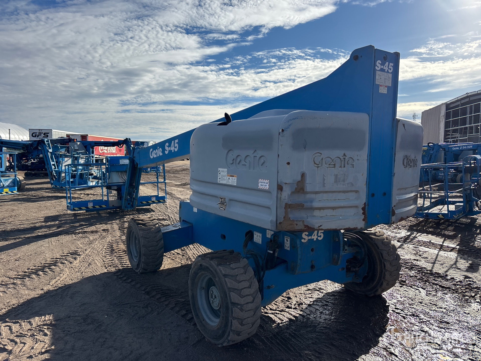 General Appearance with Picture, Left Rear Corner