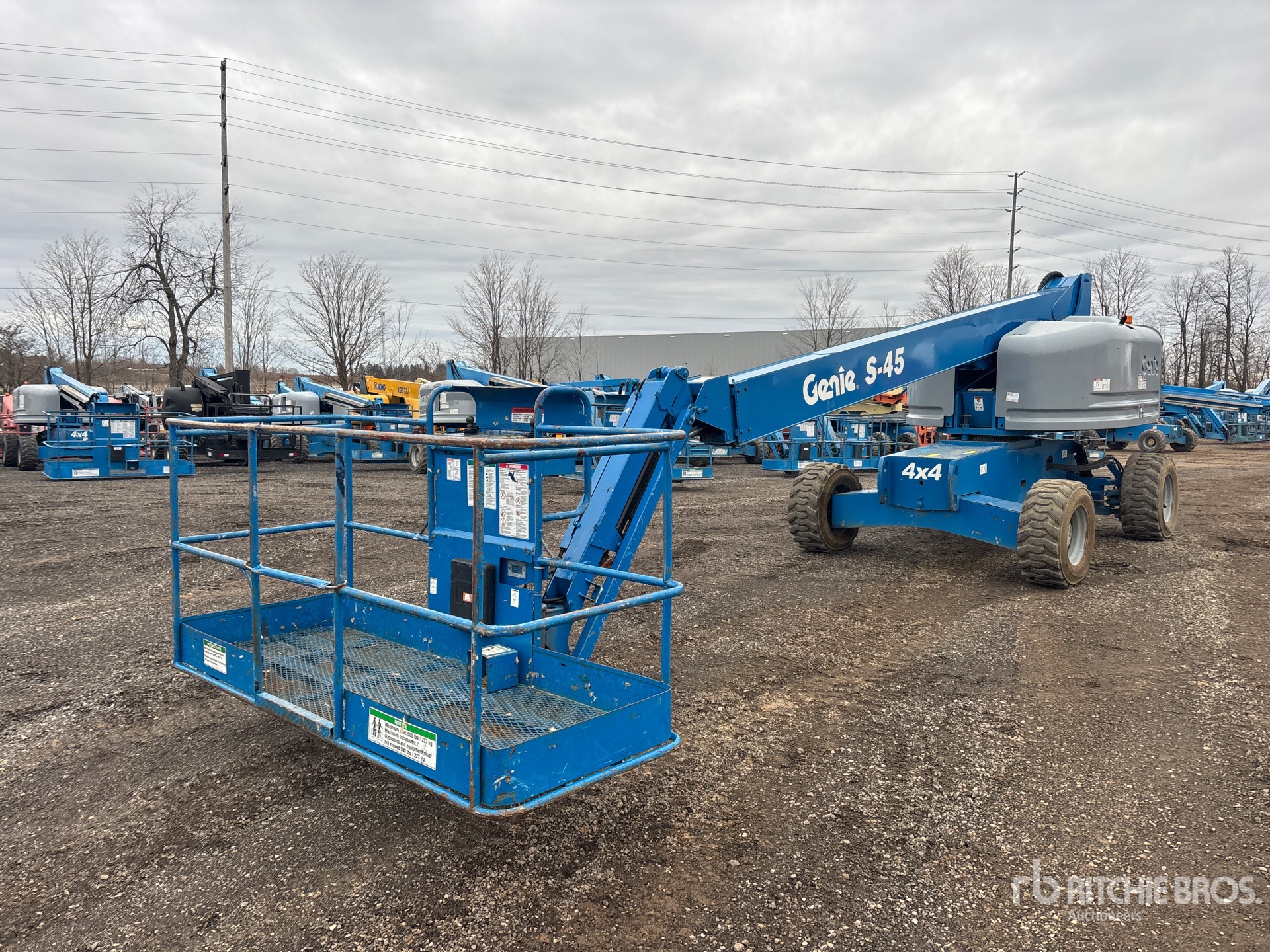 General Appearance with Picture, Left Front Corner