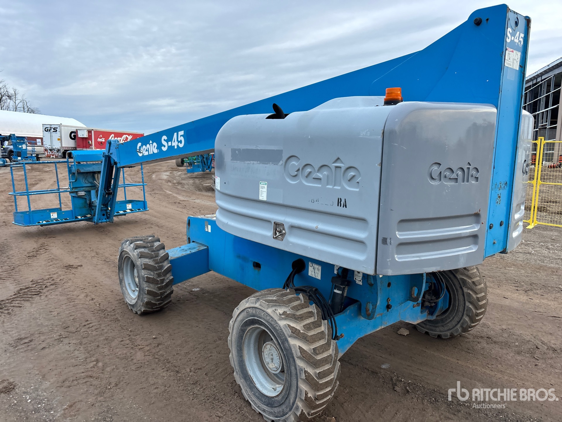 General Appearance with Picture, Left Rear Corner