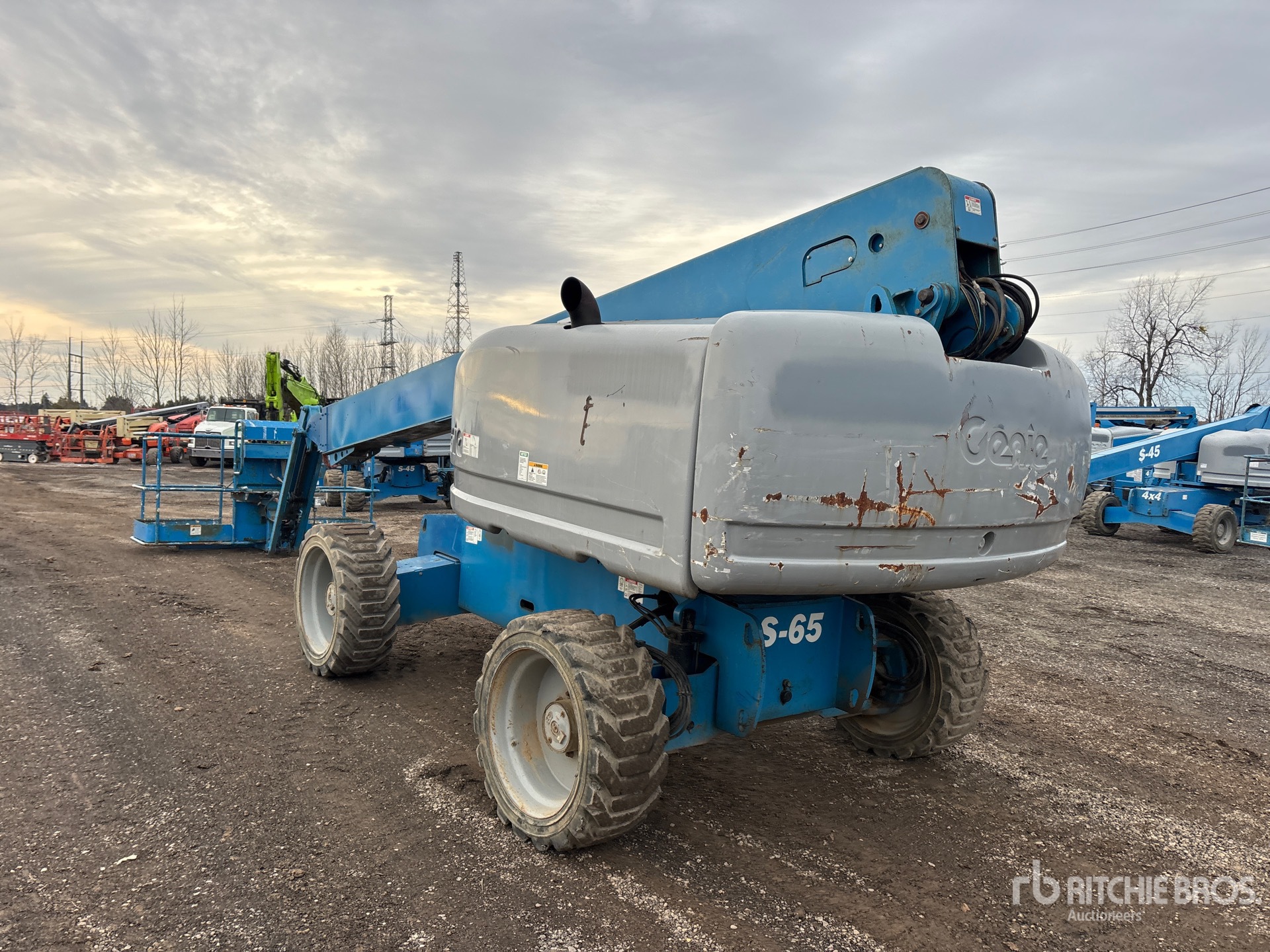 General Appearance with Picture, Left Rear Corner