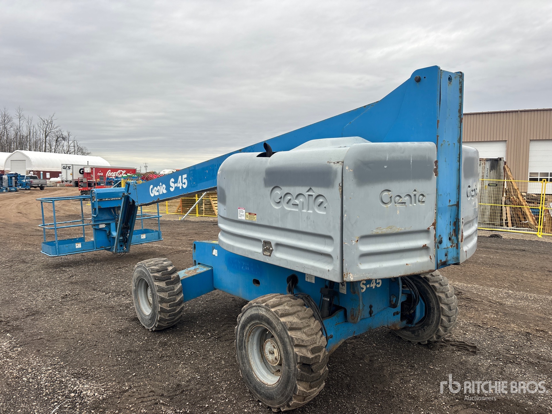 General Appearance with Picture, Left Rear Corner