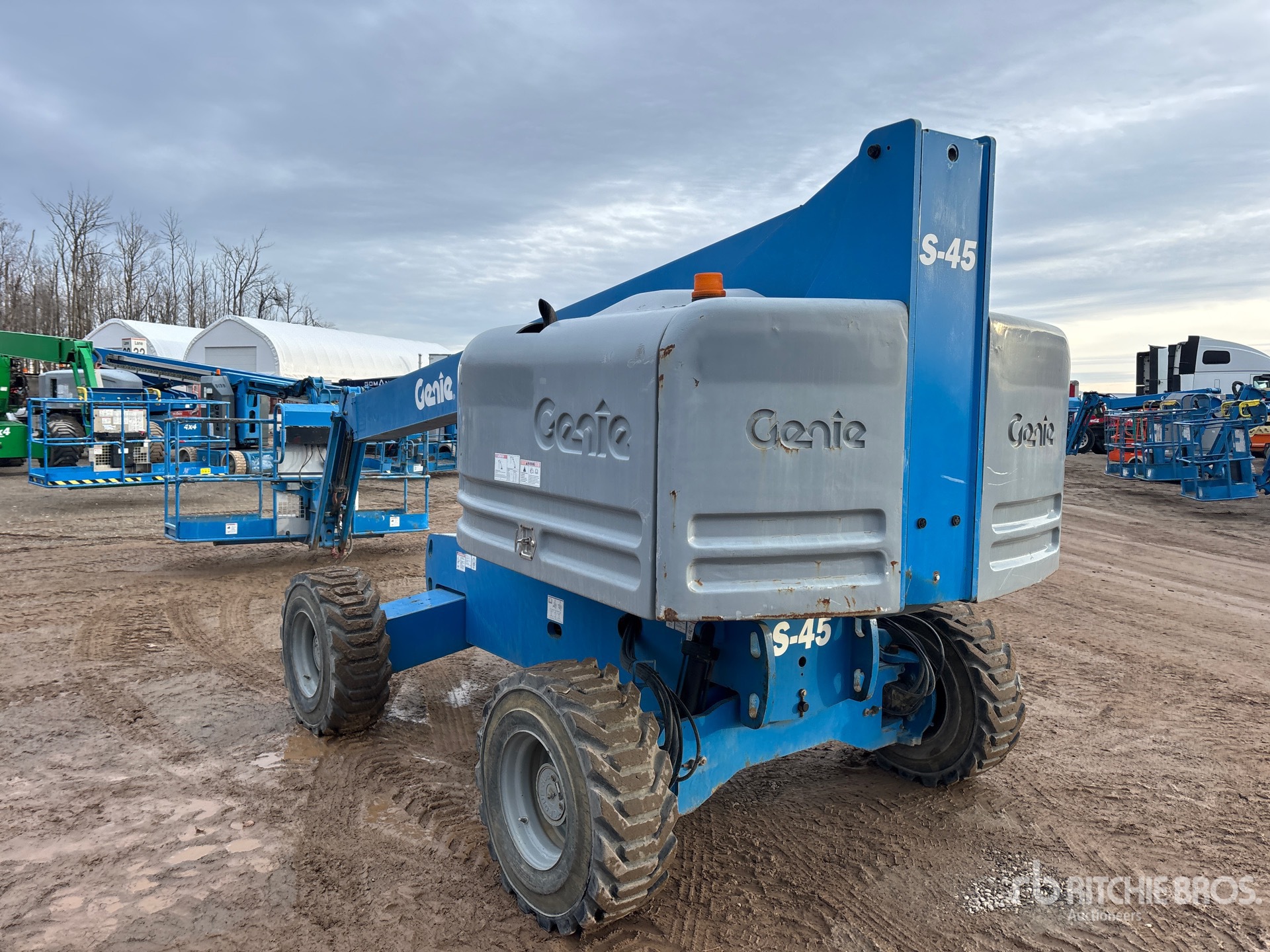 General Appearance with Picture, Left Rear Corner