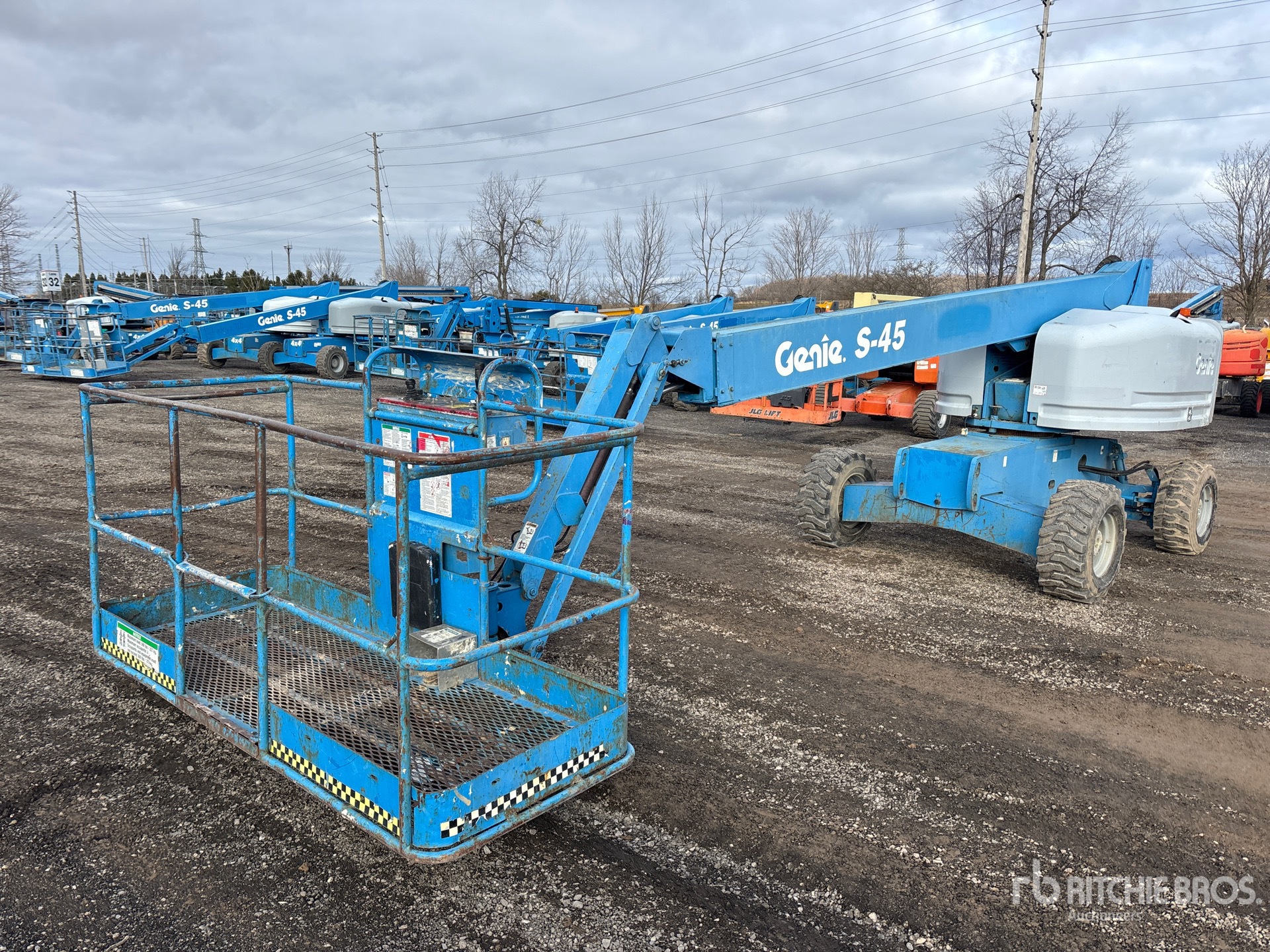 General Appearance with Picture, Left Front Corner