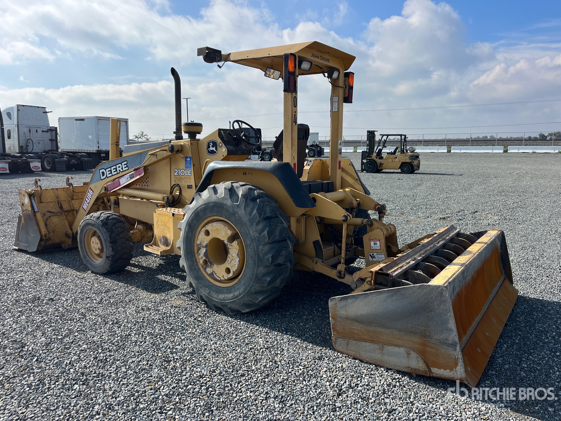 General Appearance with Imagen: esquina trasera izquierda