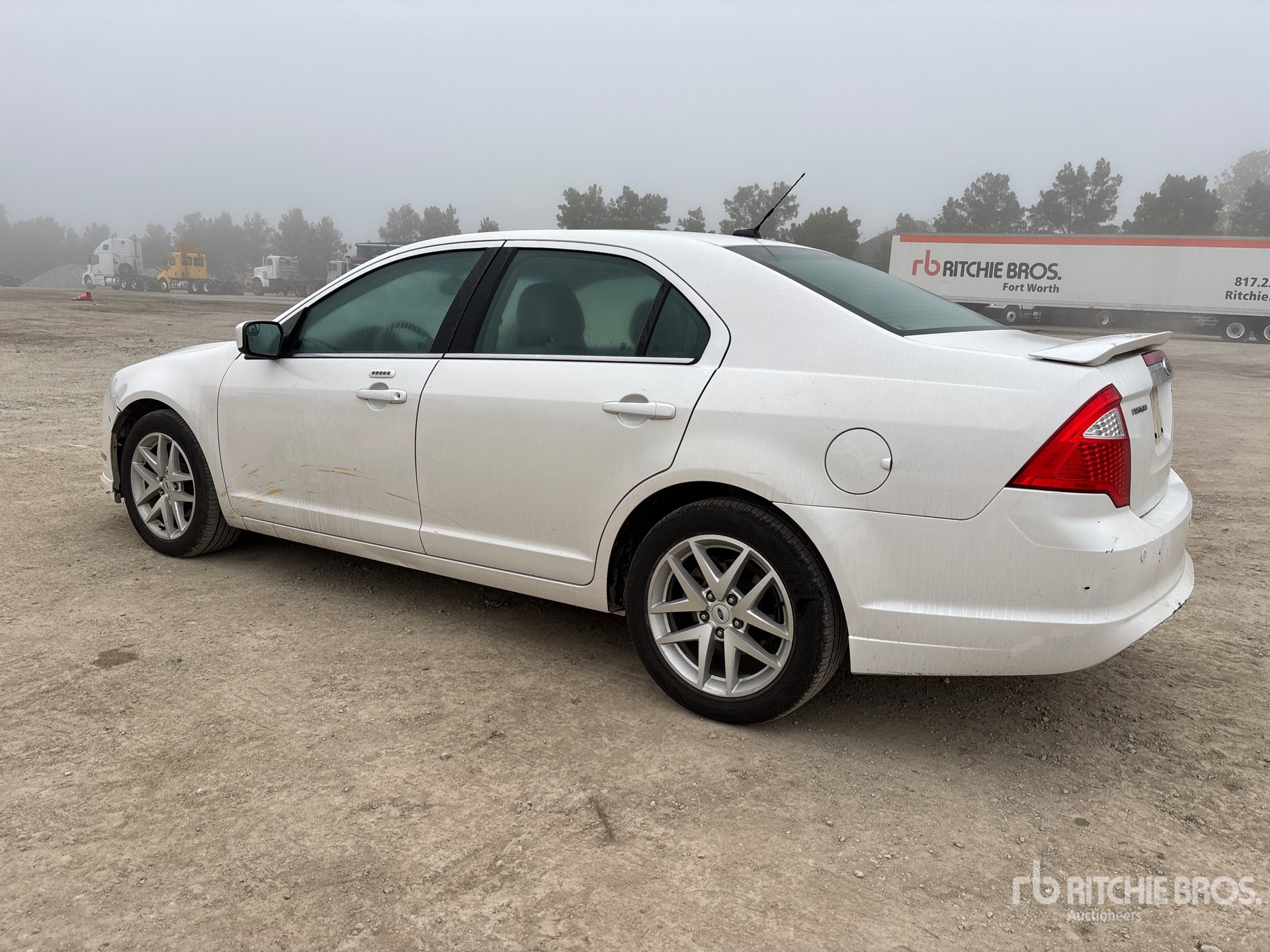 General Appearance with Picture, Left Rear Corner