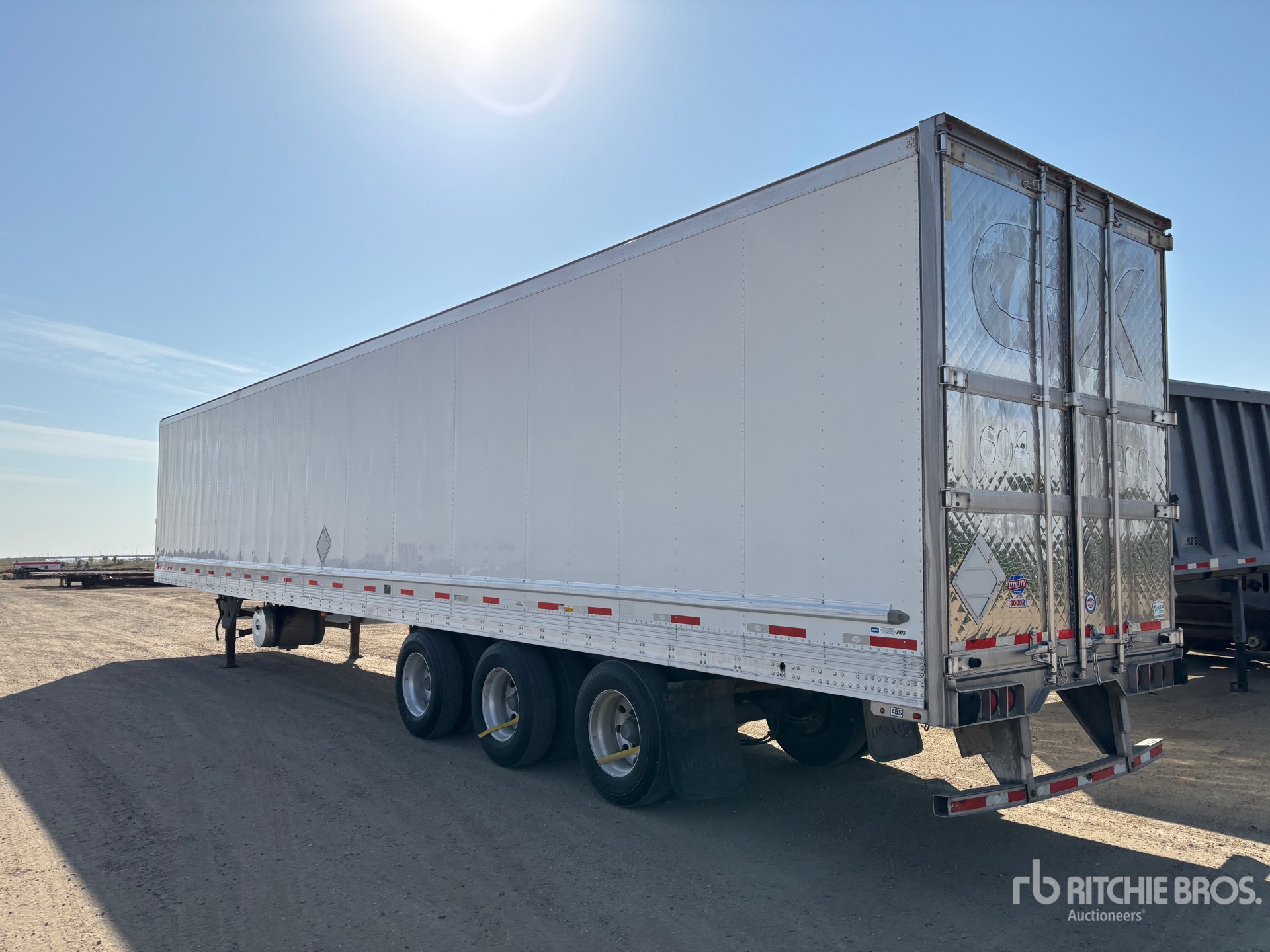 General Appearance with Imagen: esquina trasera izquierda